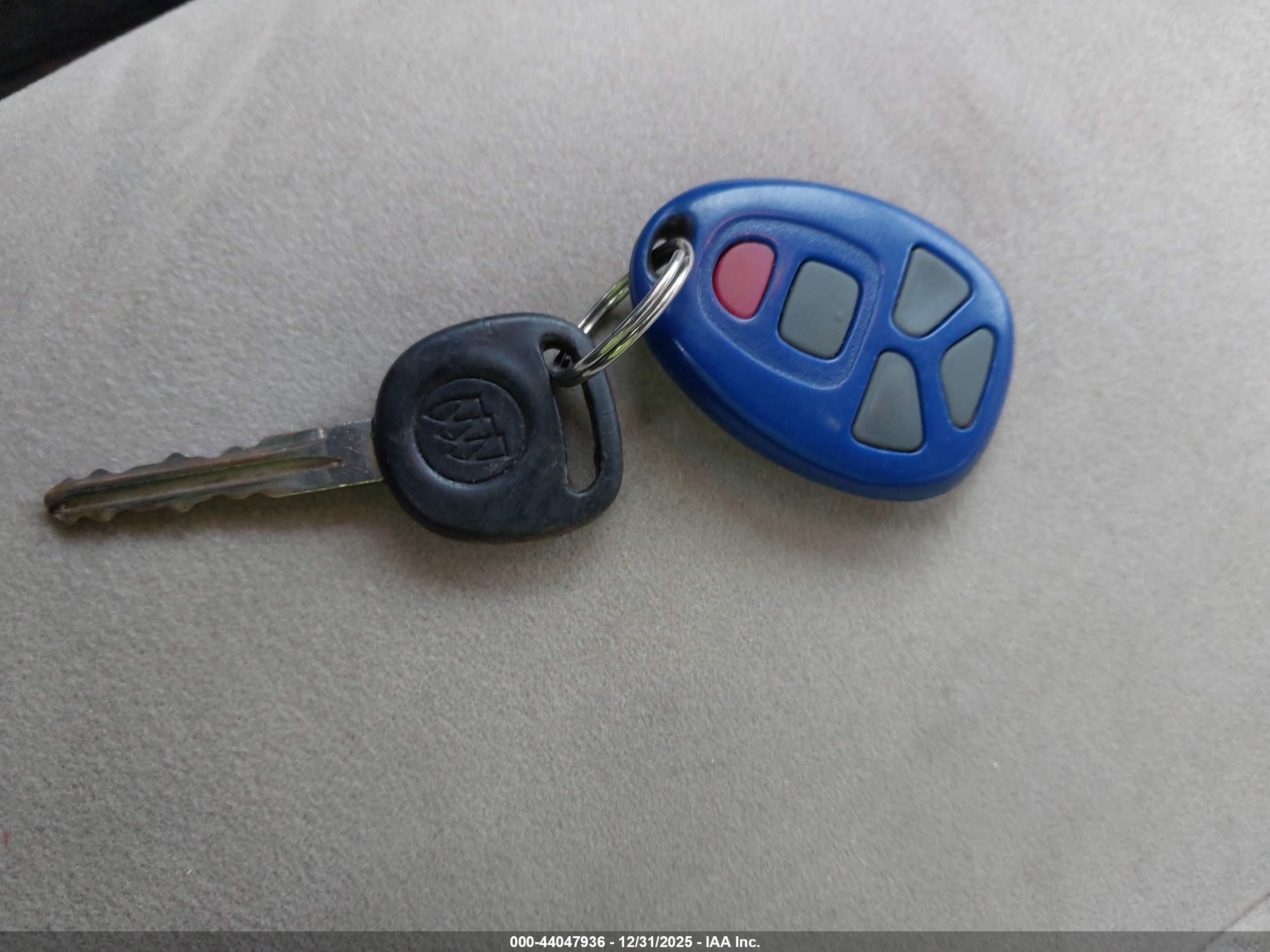 BUICK LACROSSE image 11