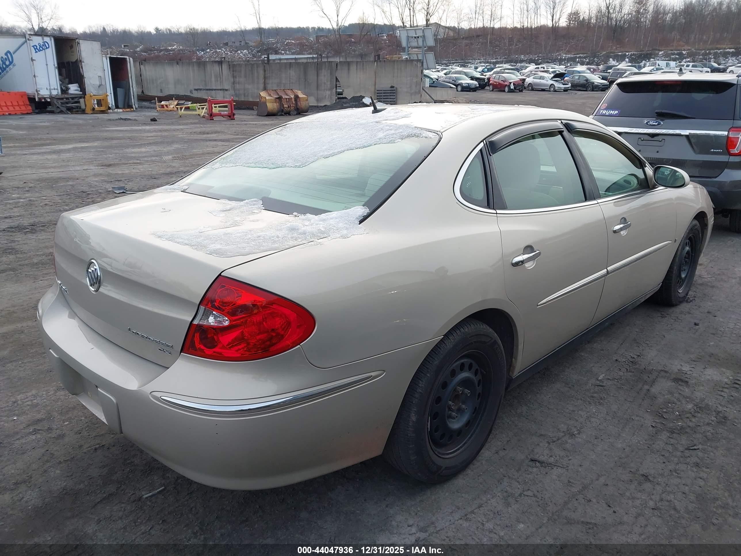 BUICK LACROSSE image 4