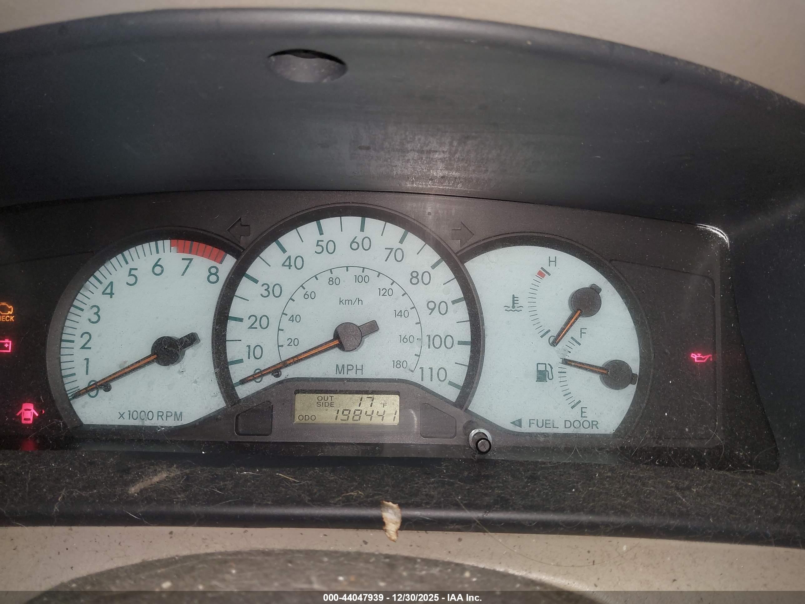 TOYOTA COROLLA image 7