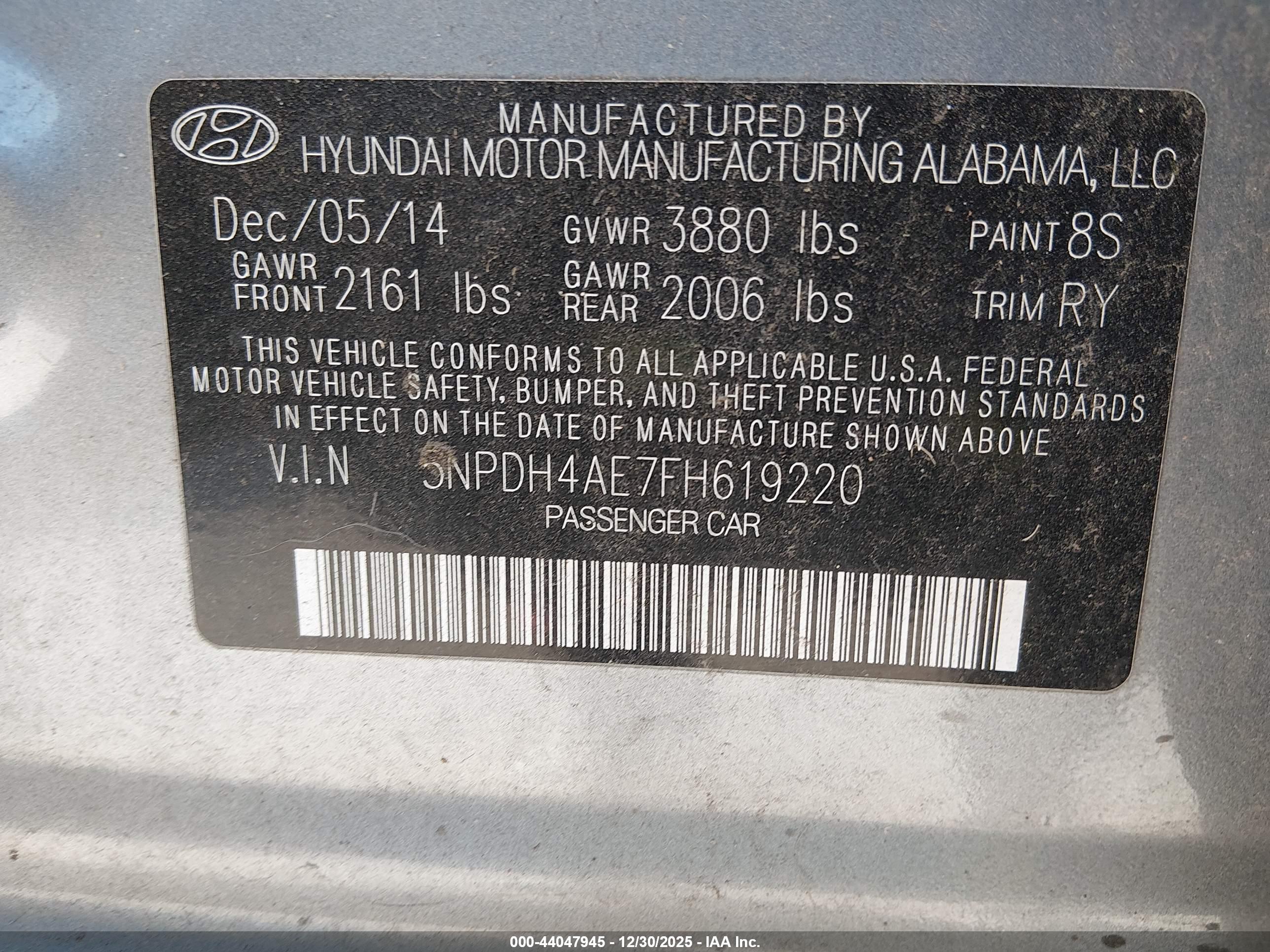 HYUNDAI ELANTRA image 9