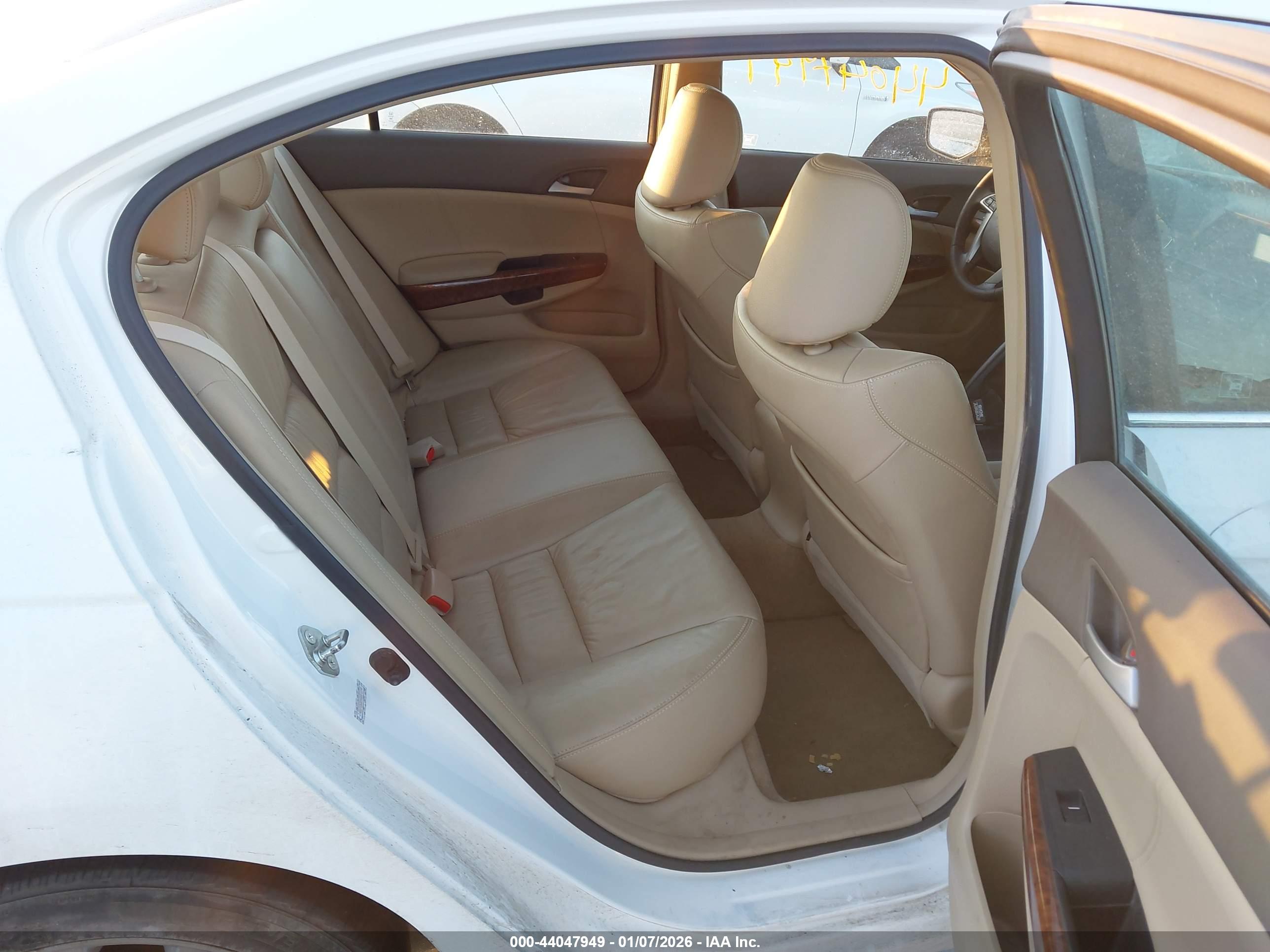 HONDA ACCORD image 8