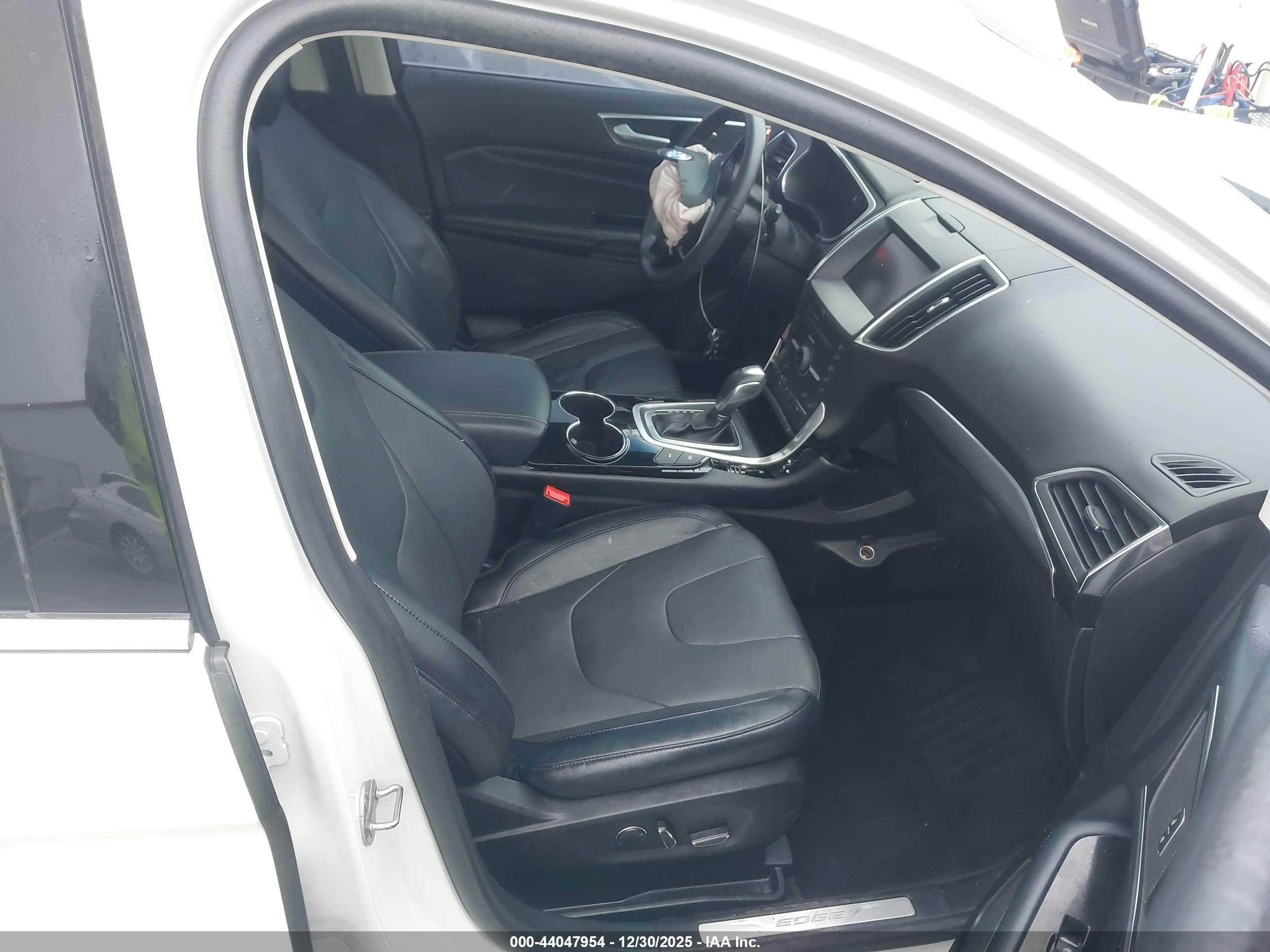 FORD EDGE image 5