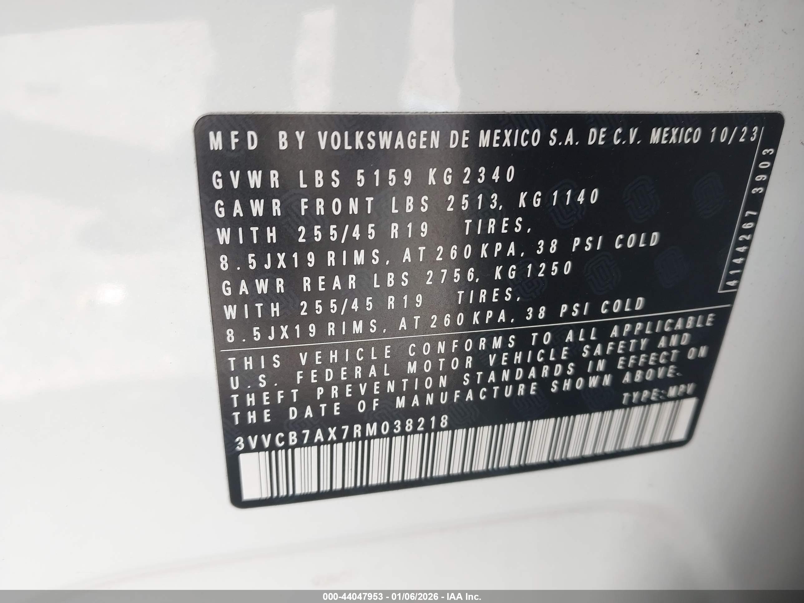 VOLKSWAGEN TIGUAN image 9
