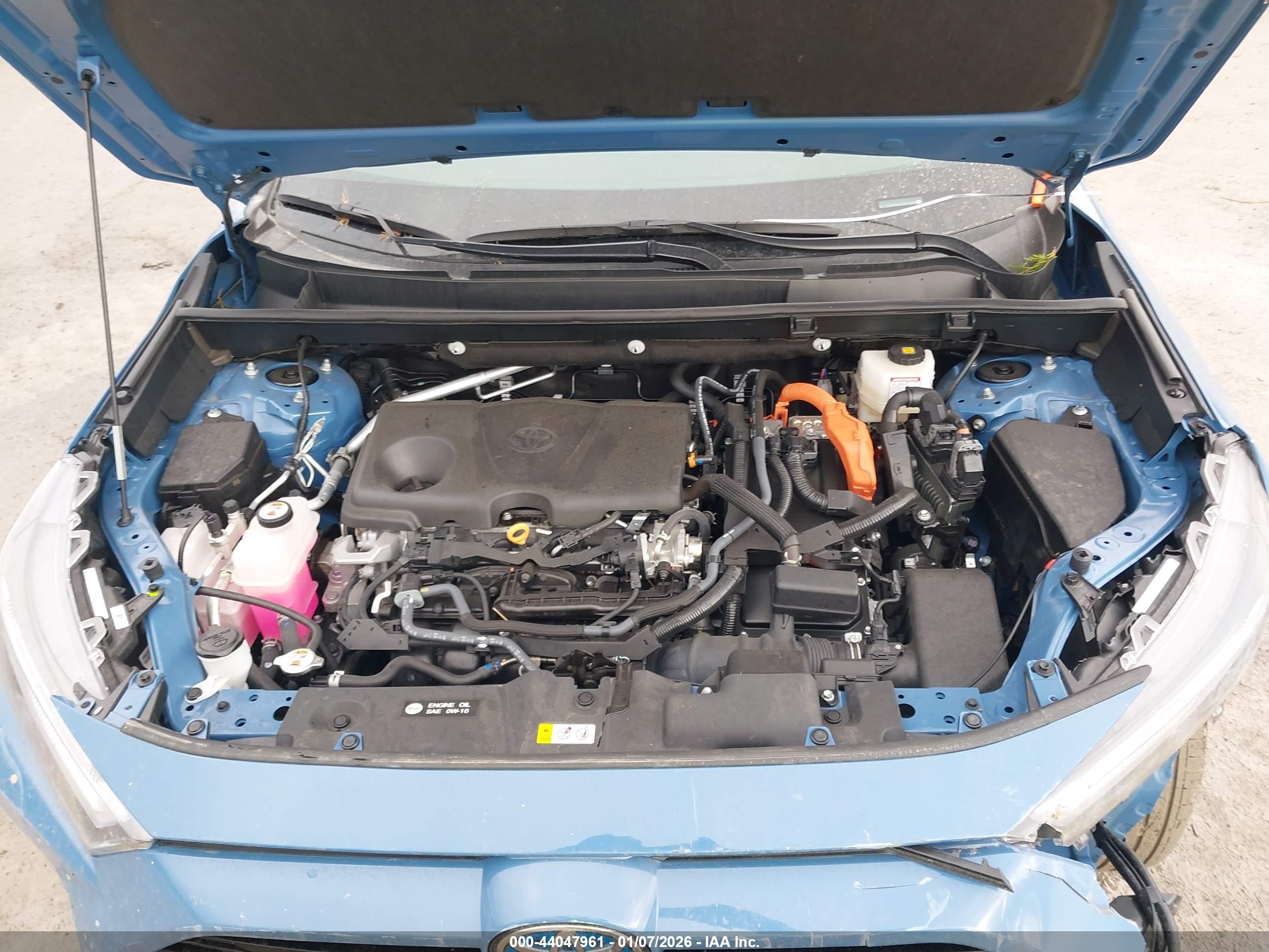TOYOTA RAV4 image 10