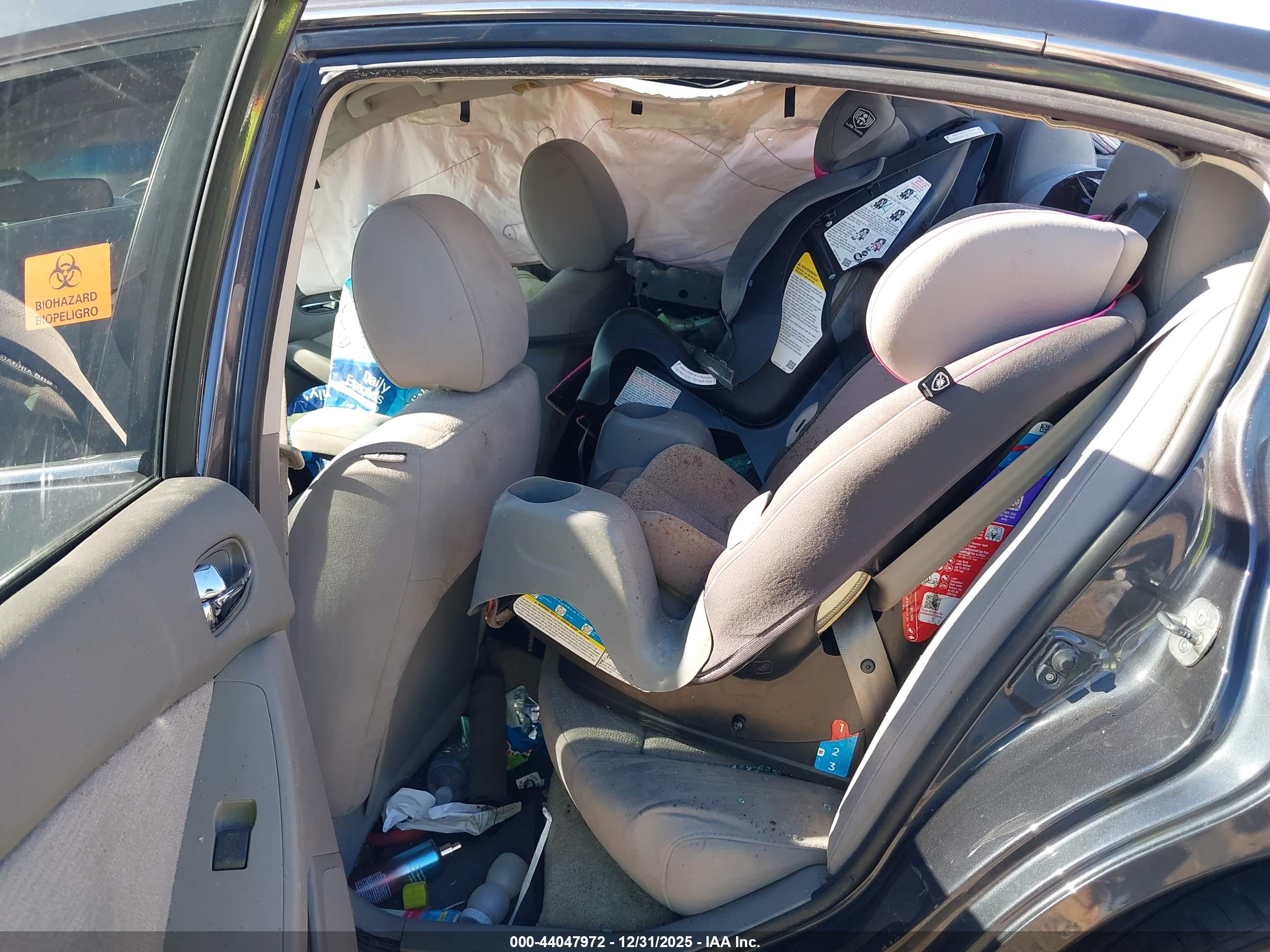 NISSAN ALTIMA image 8