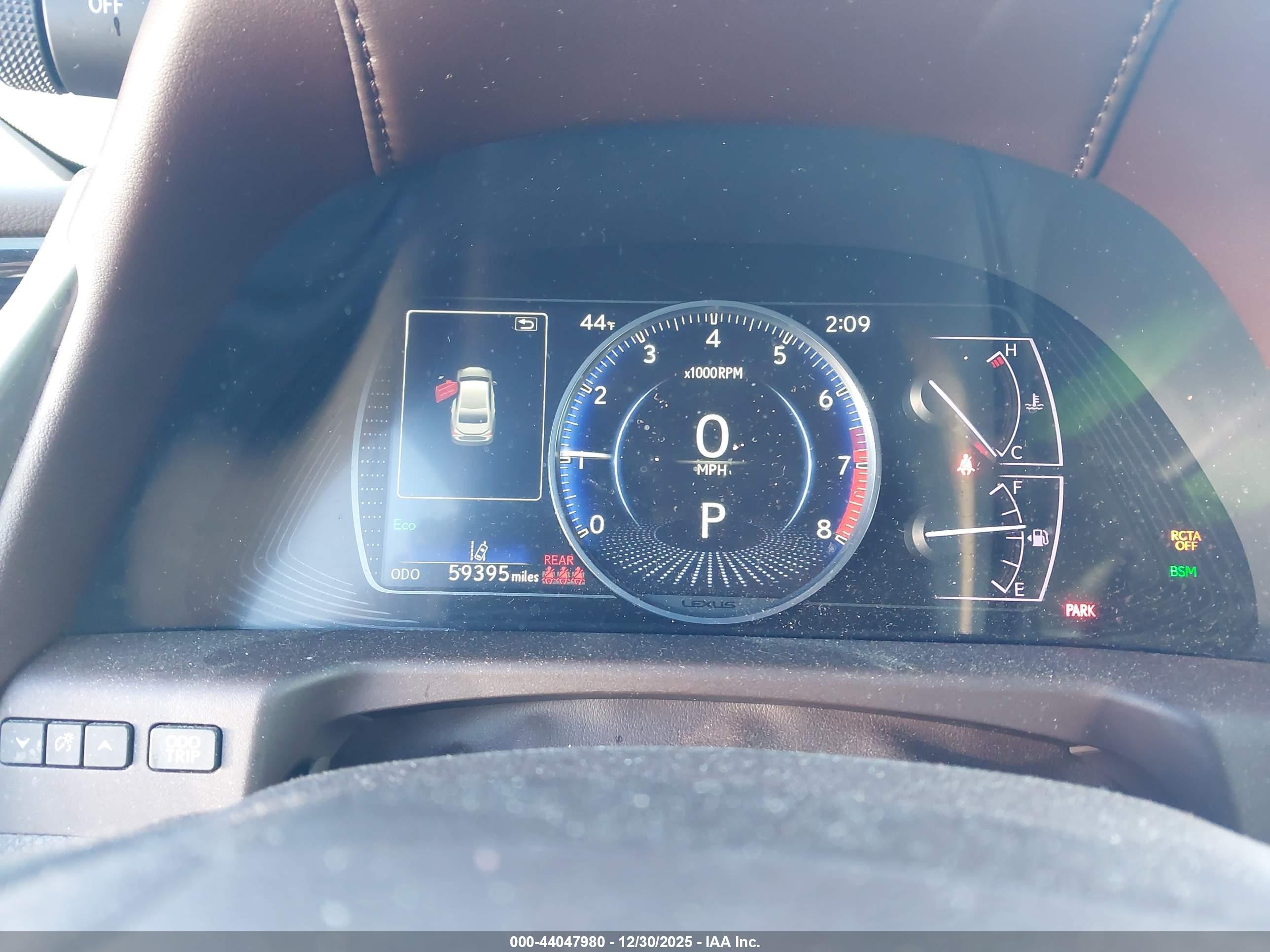 LEXUS ES image 7