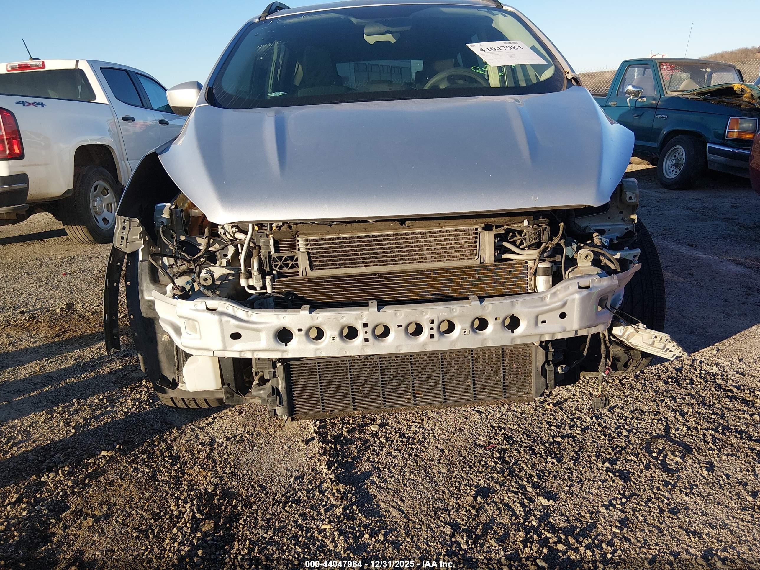 FORD ESCAPE image 6