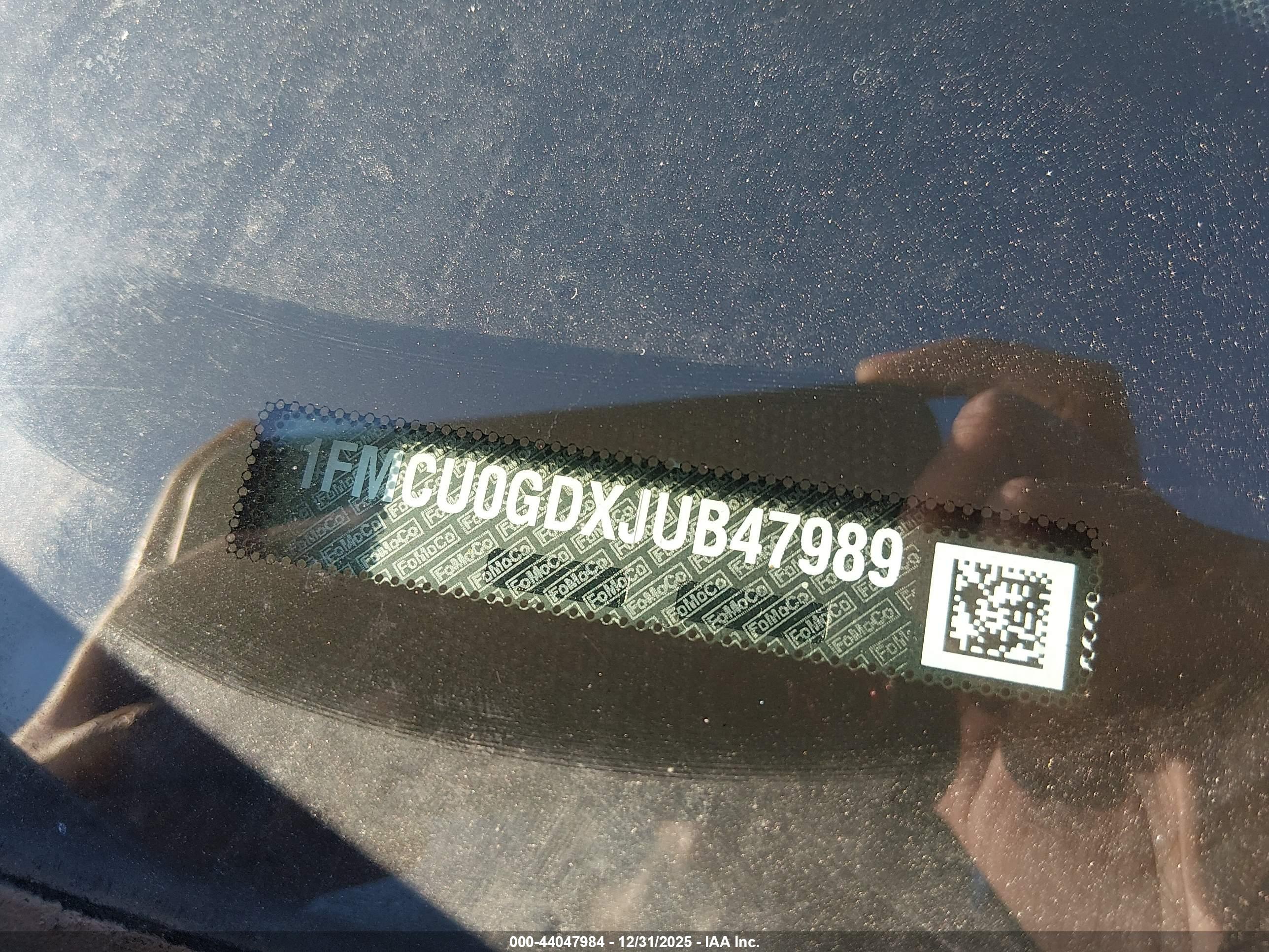 FORD ESCAPE image 9