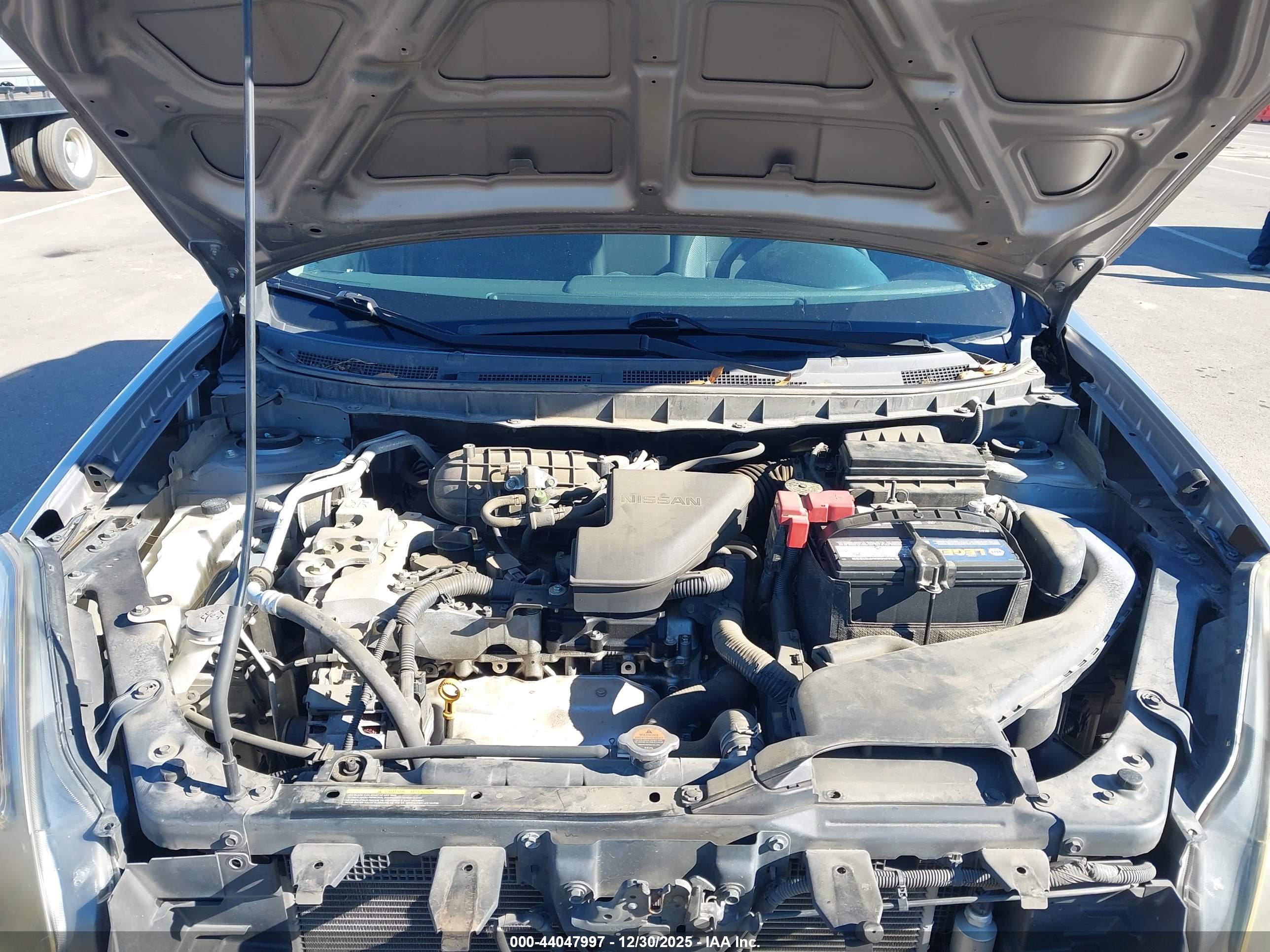 NISSAN ROGUE image 10