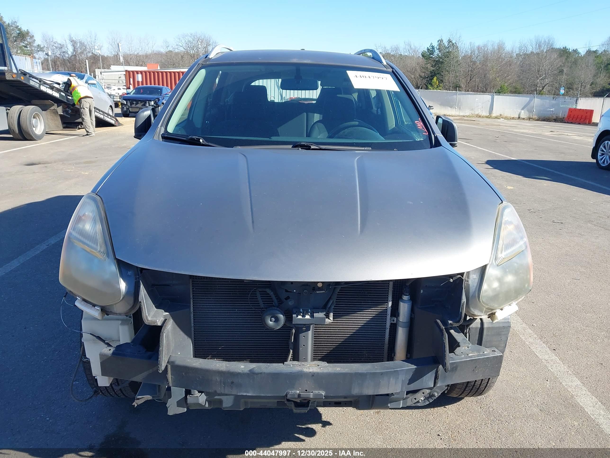NISSAN ROGUE image 6