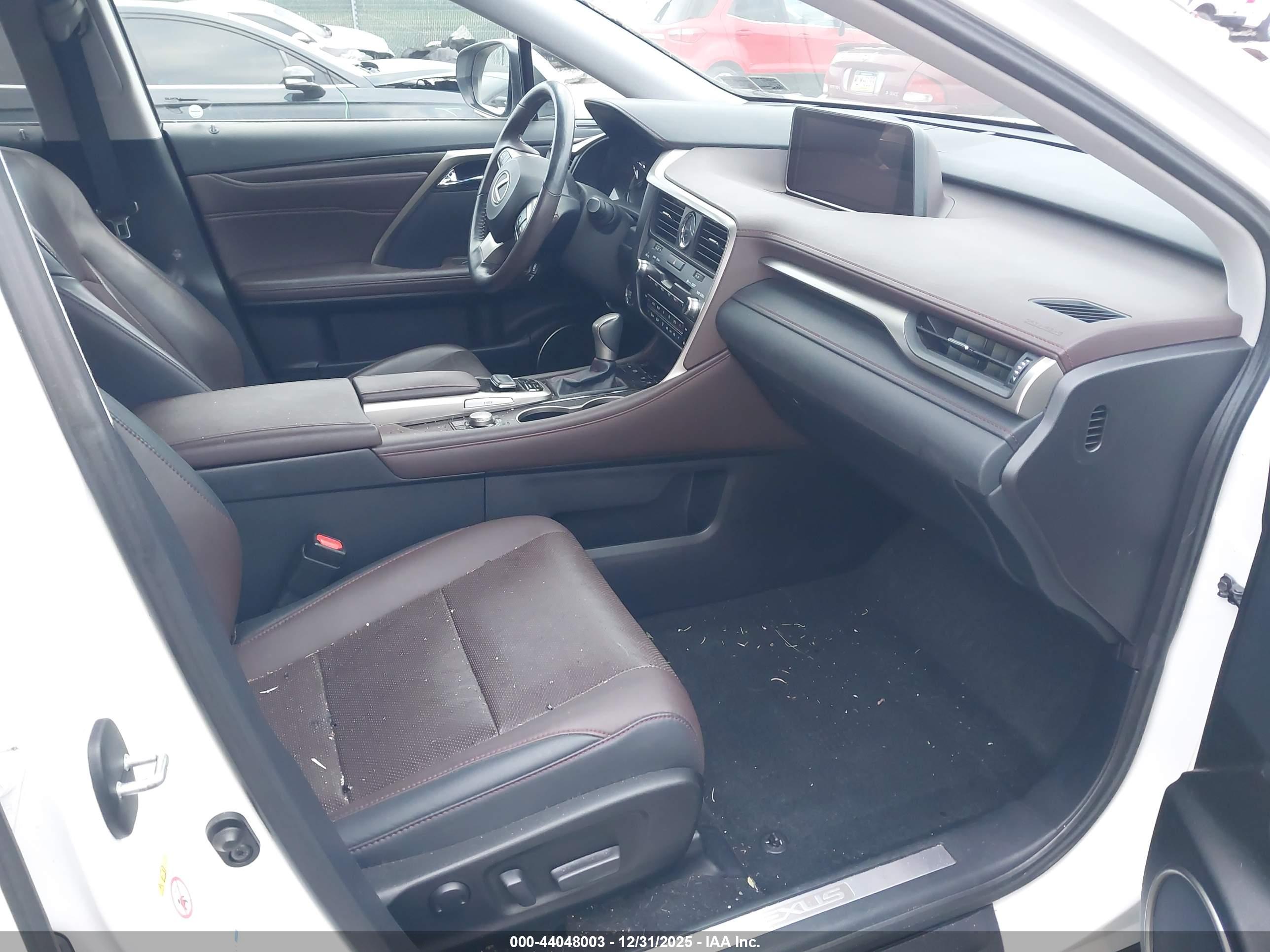 LEXUS RX image 5