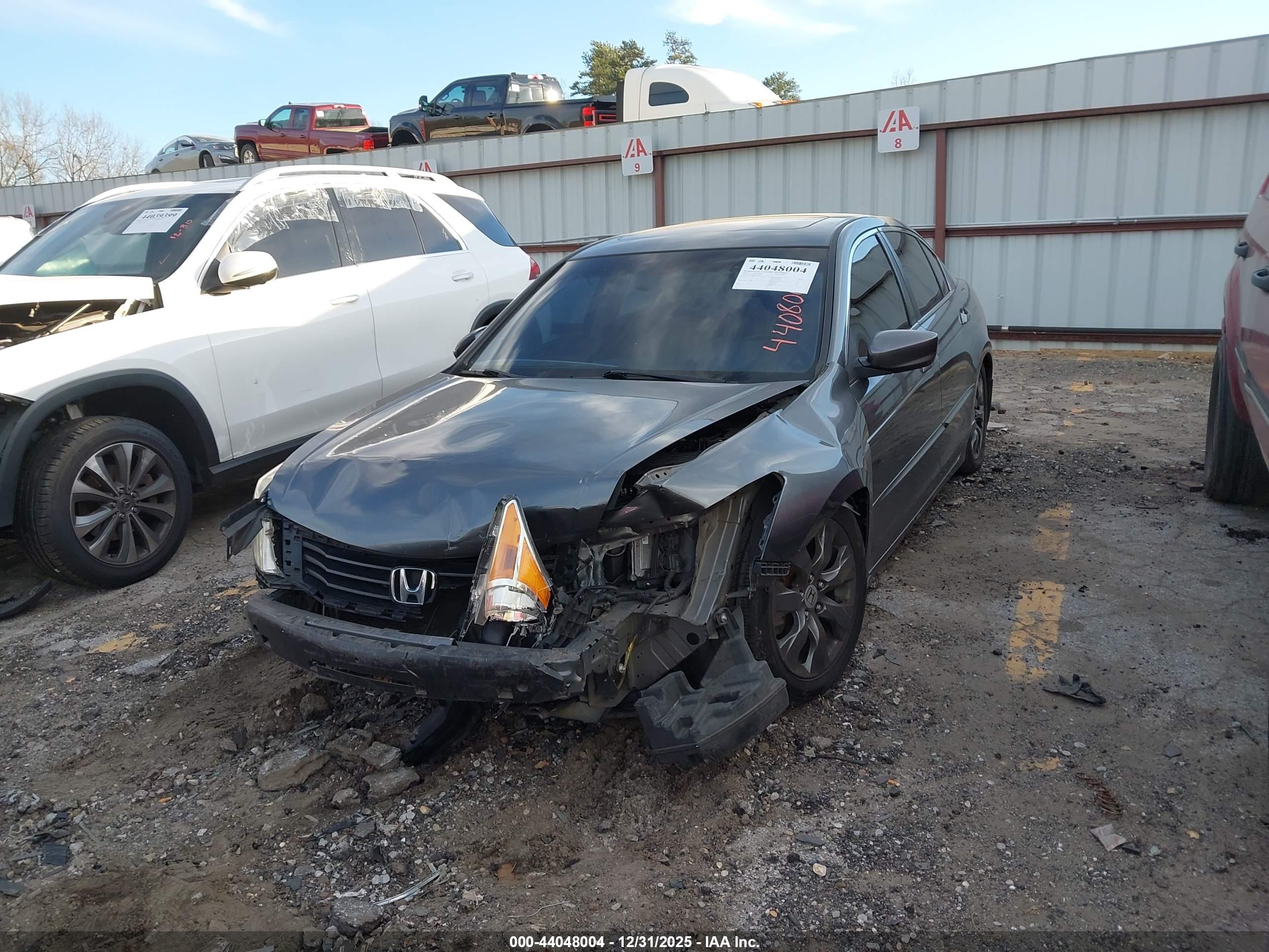 HONDA ACCORD image 2