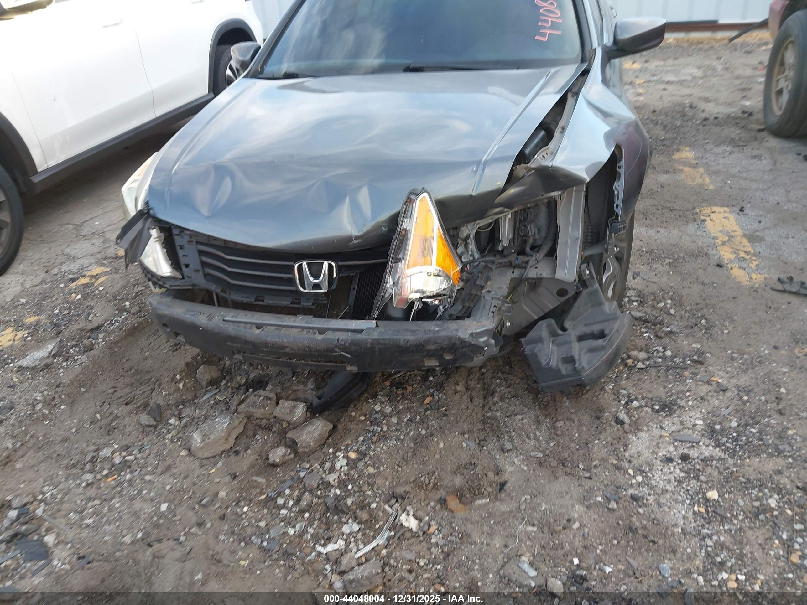 HONDA ACCORD image 6