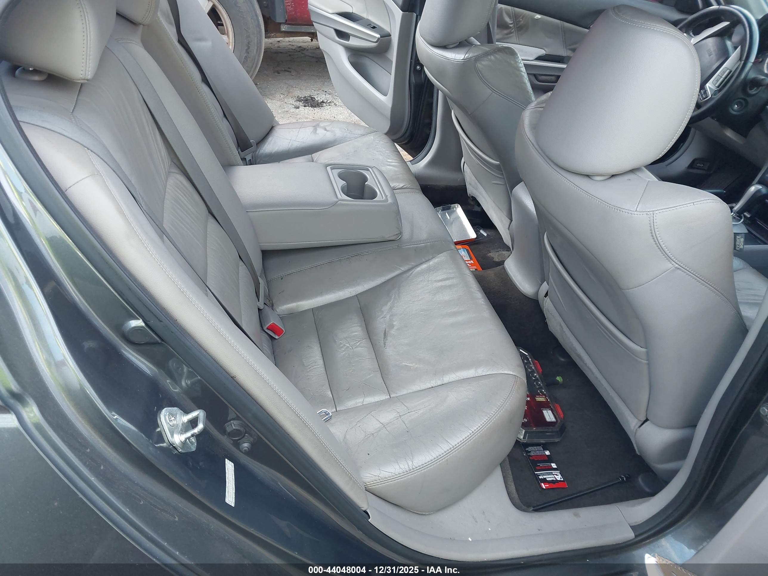 HONDA ACCORD image 8