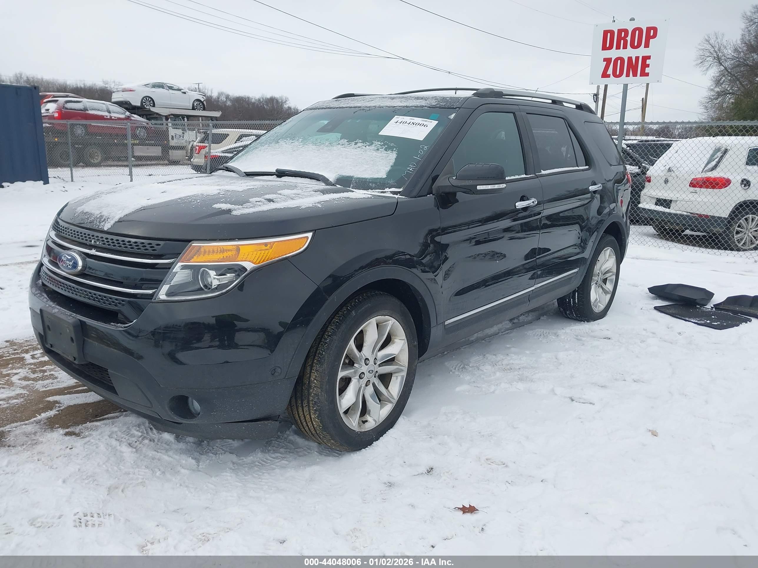 FORD EXPLORER image 2
