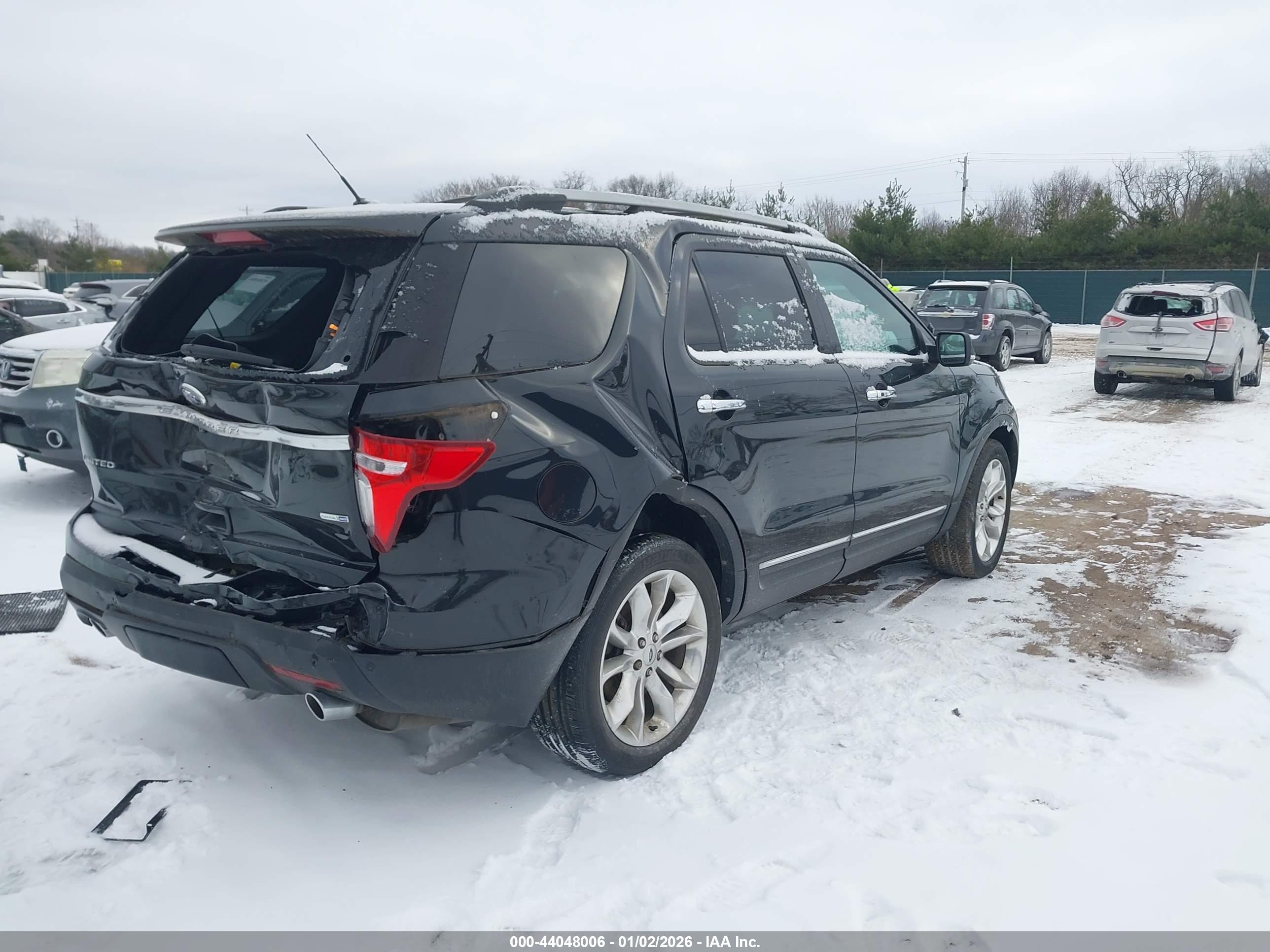 FORD EXPLORER image 4