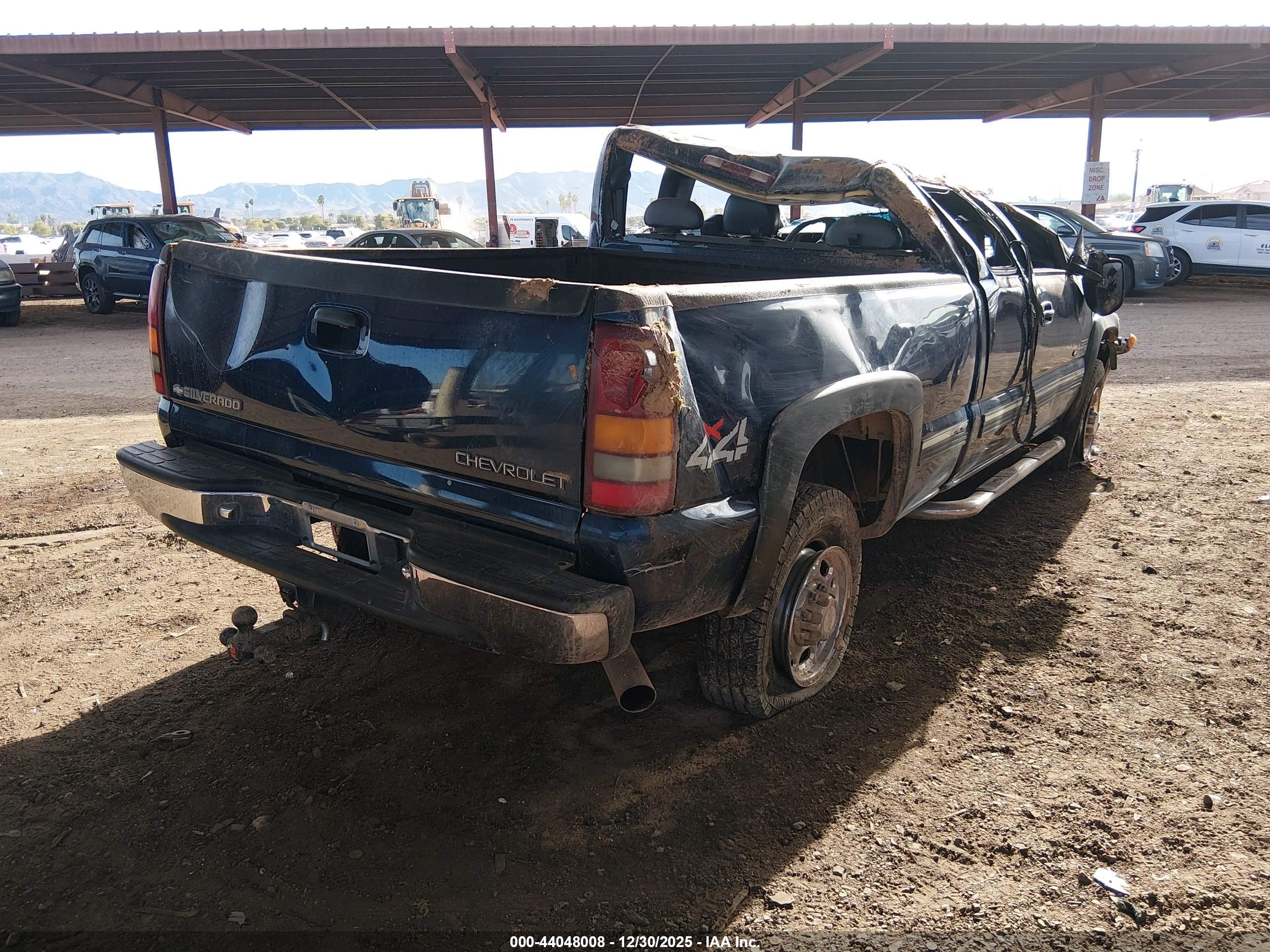 CHEVROLET SILVERADO image 4