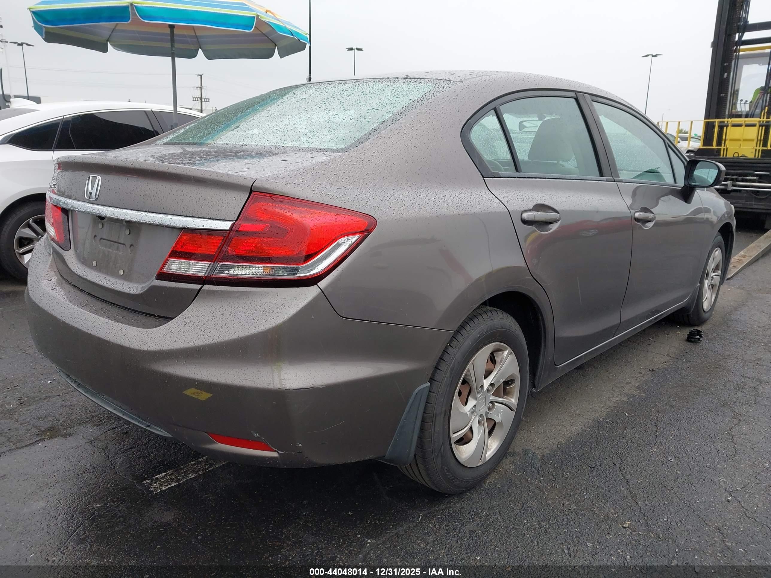HONDA CIVIC image 4