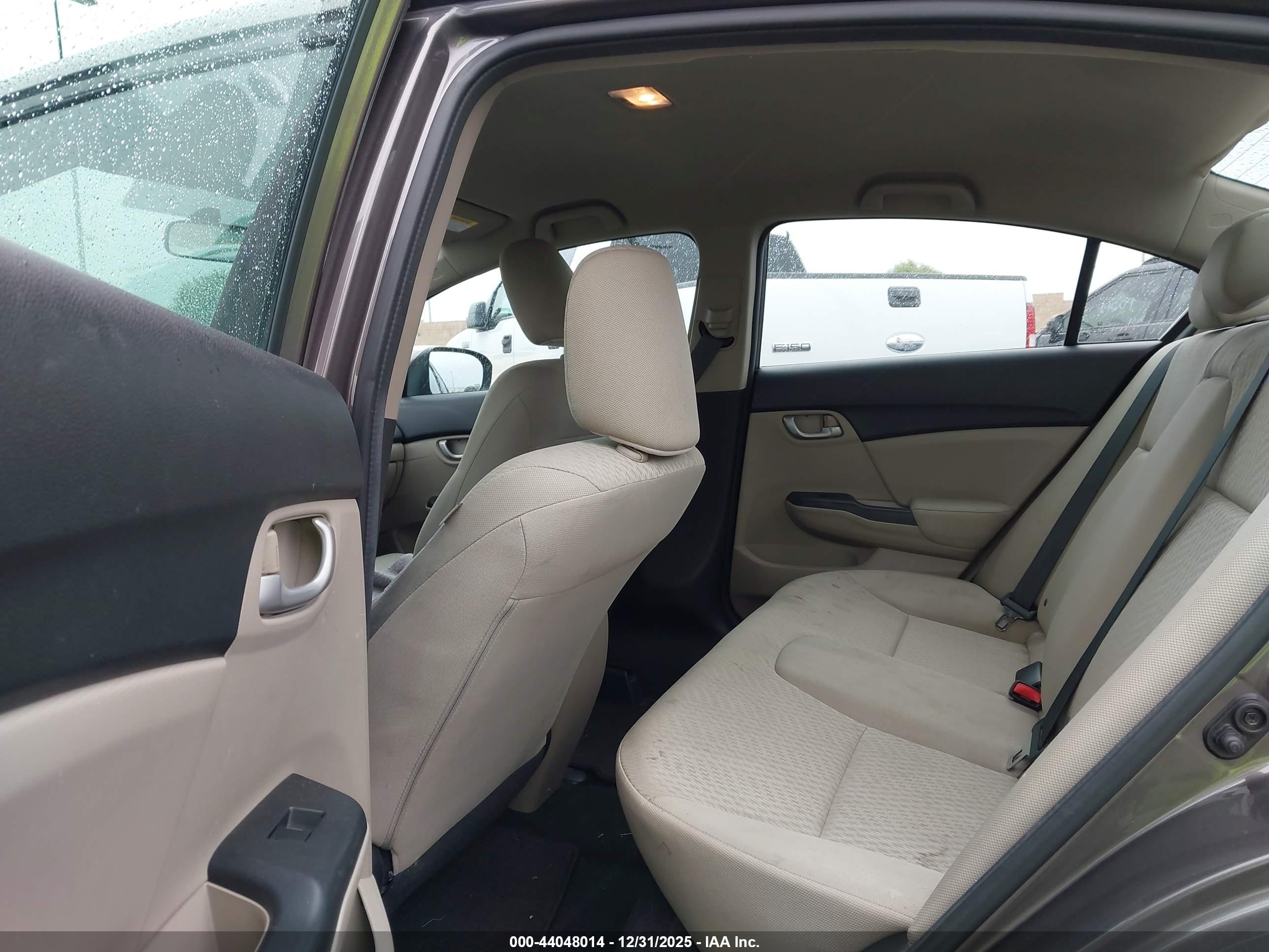 HONDA CIVIC image 8