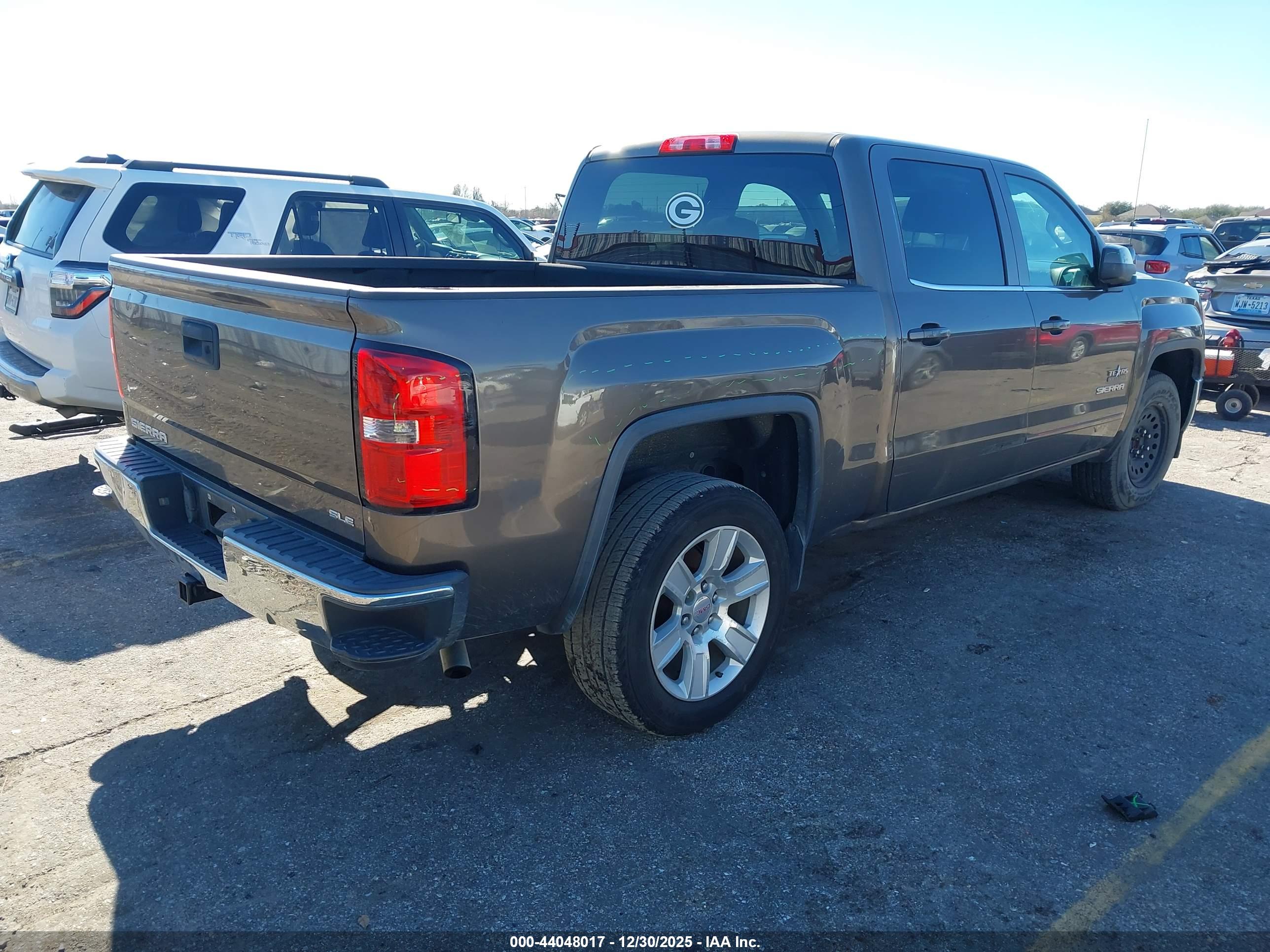 GMC SIERRA image 4