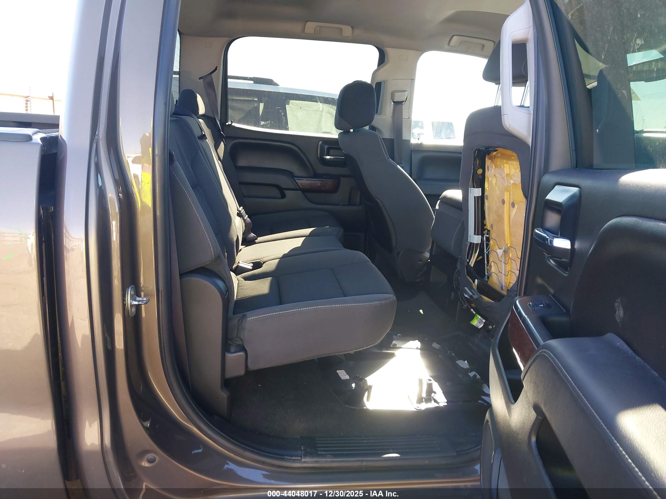 GMC SIERRA image 8