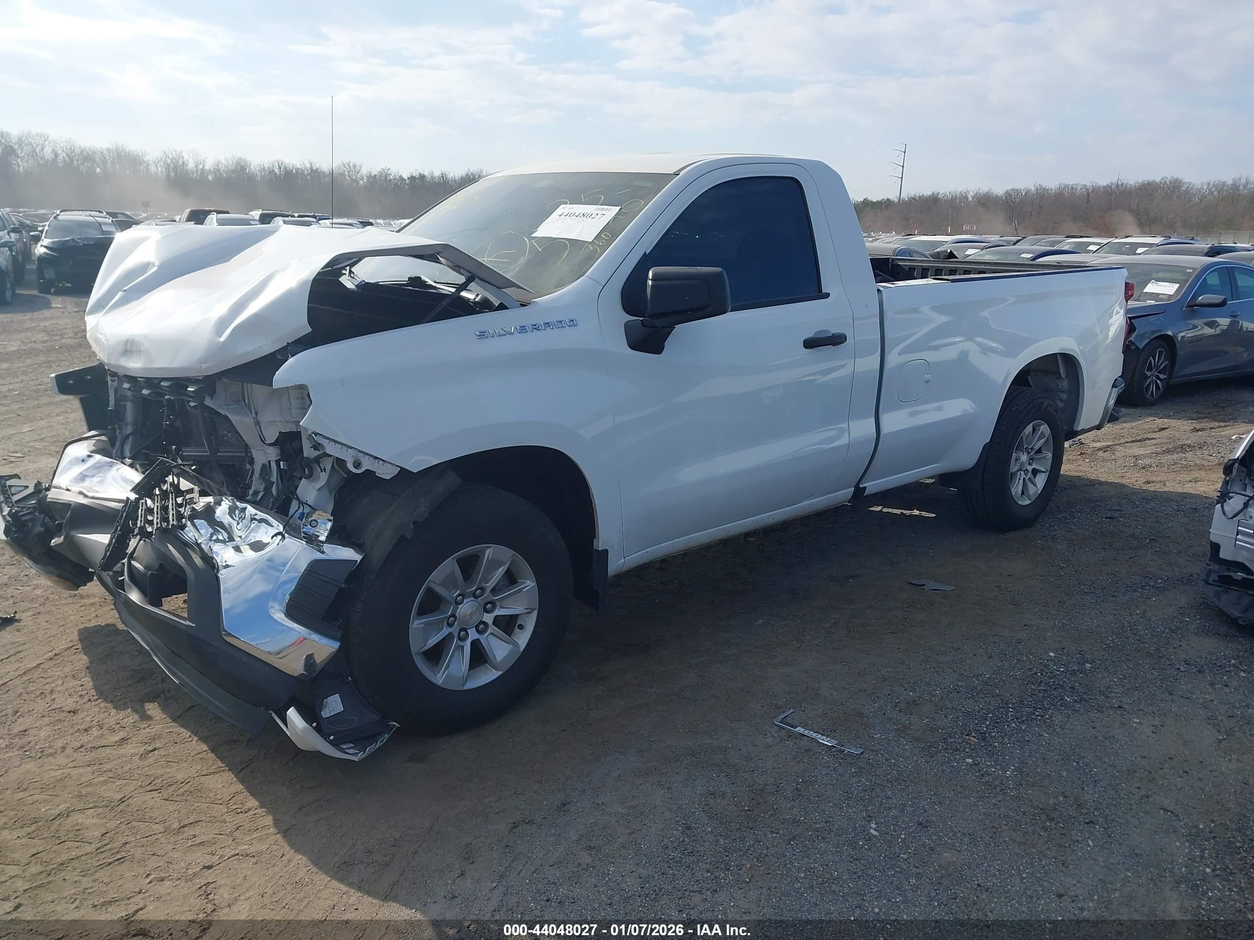 CHEVROLET SILVERADO image 2