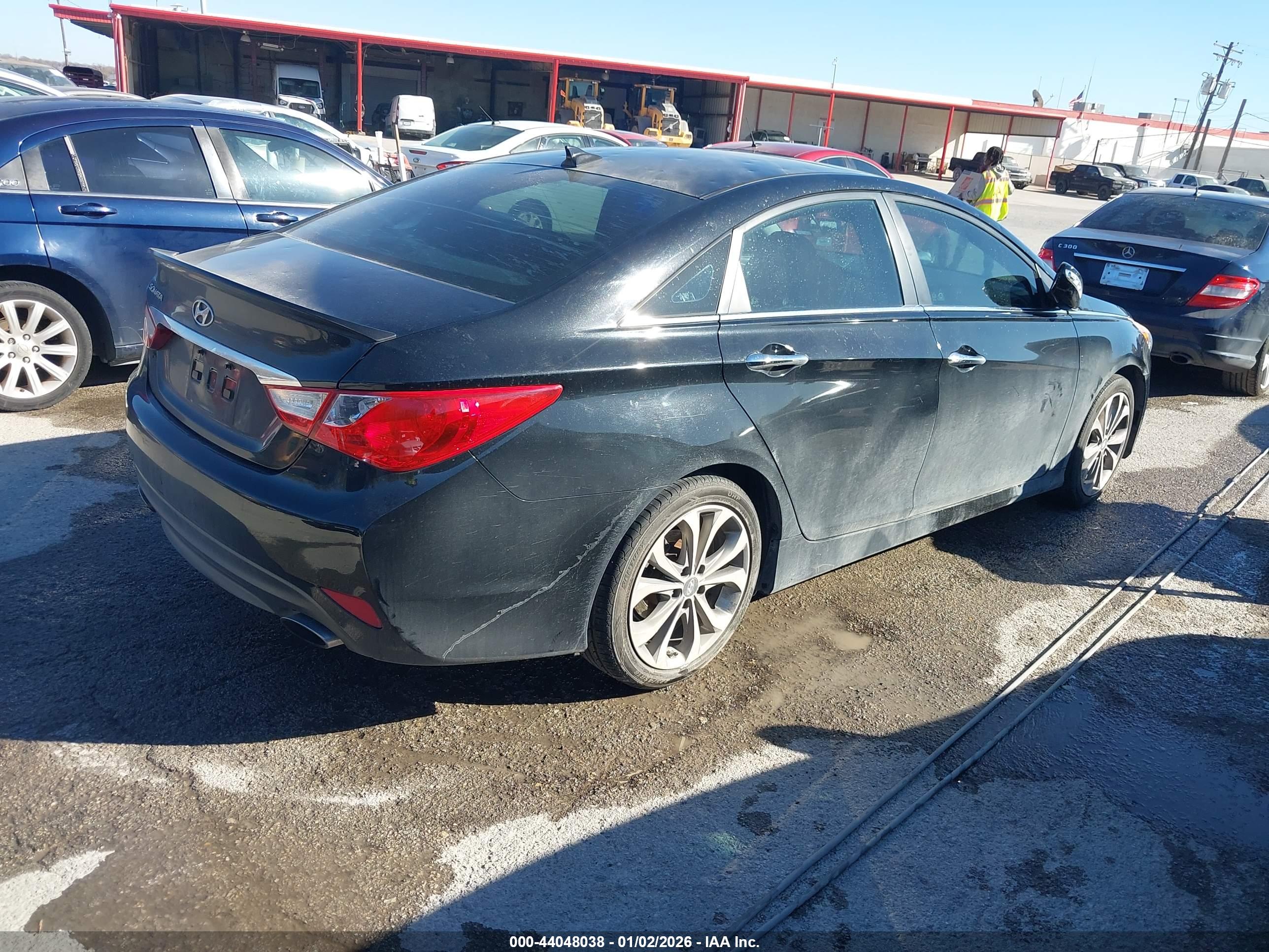 HYUNDAI SONATA image 4