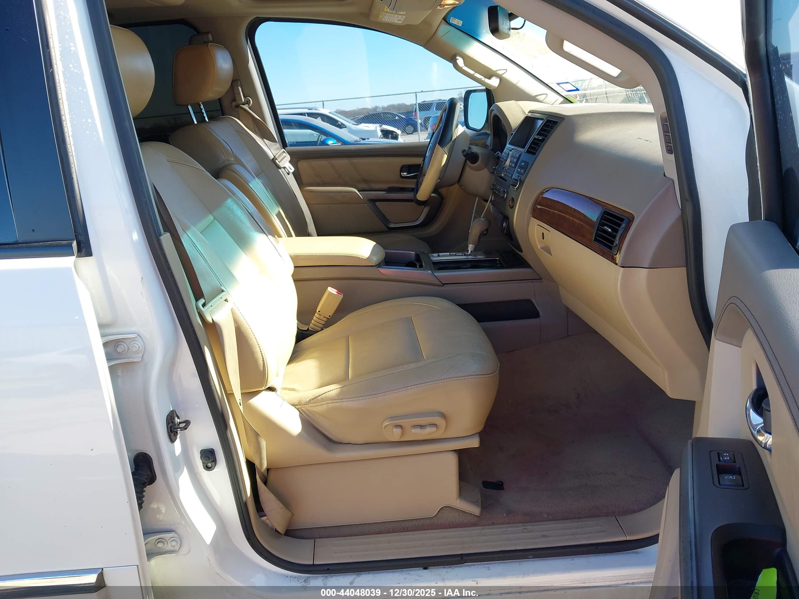 NISSAN ARMADA image 5