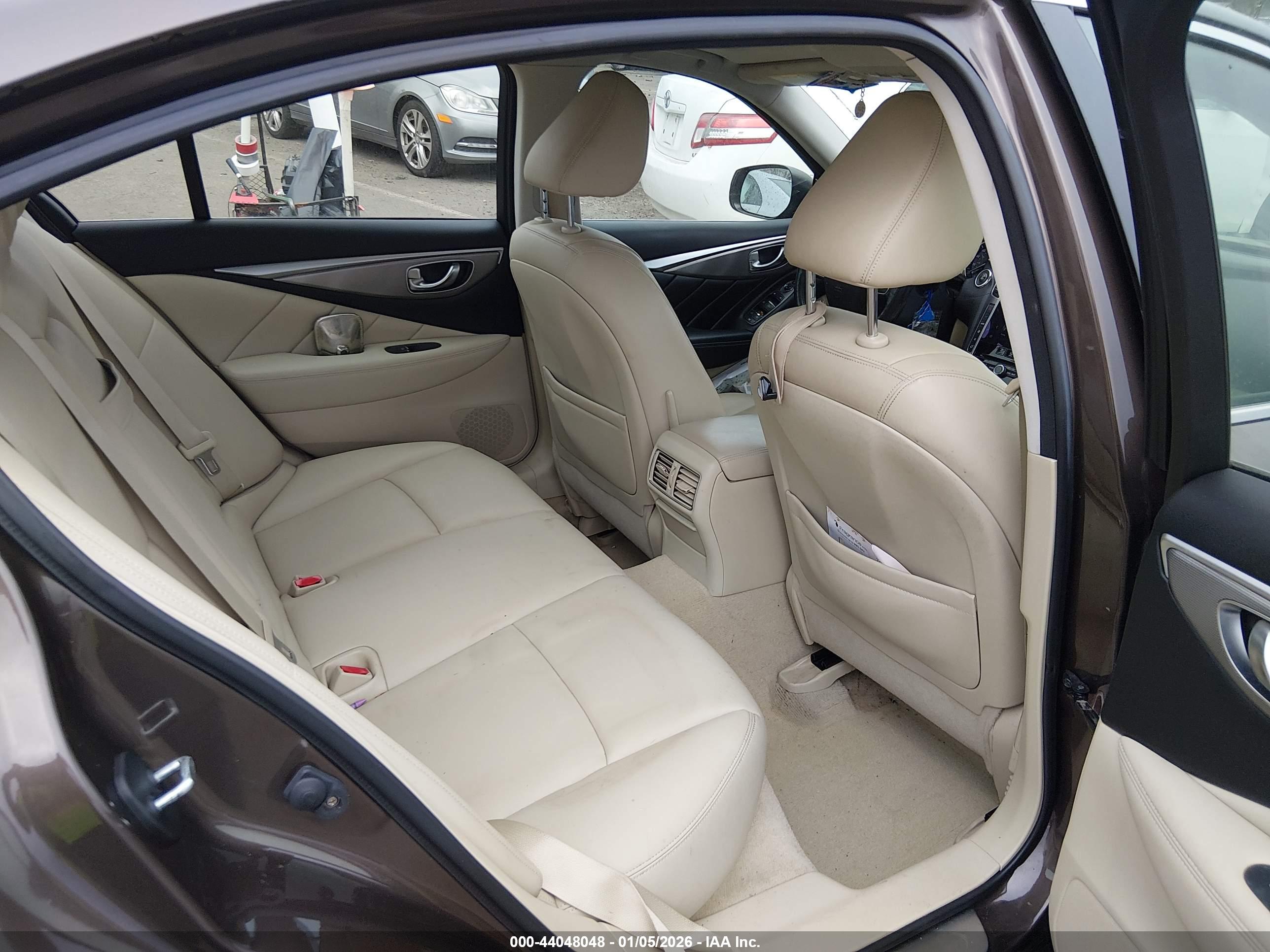 INFINITI Q50 image 8