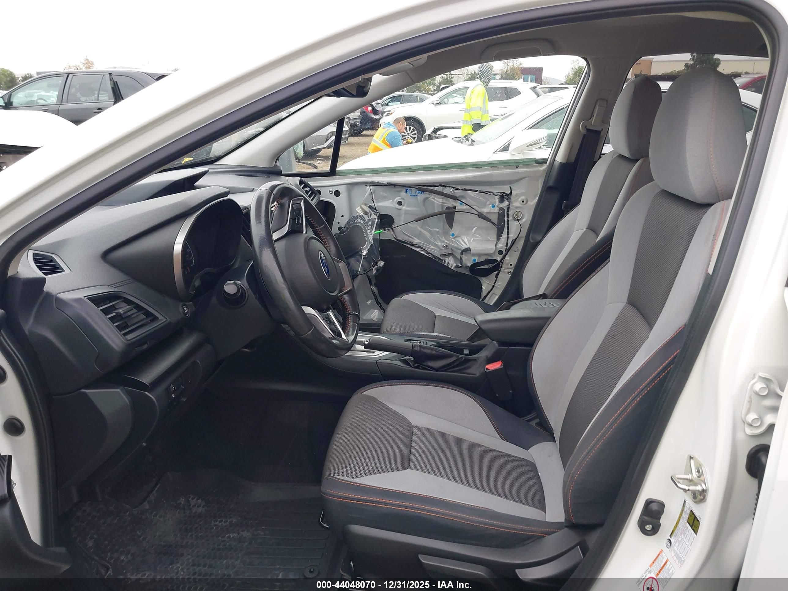 SUBARU CROSSTREK image 5