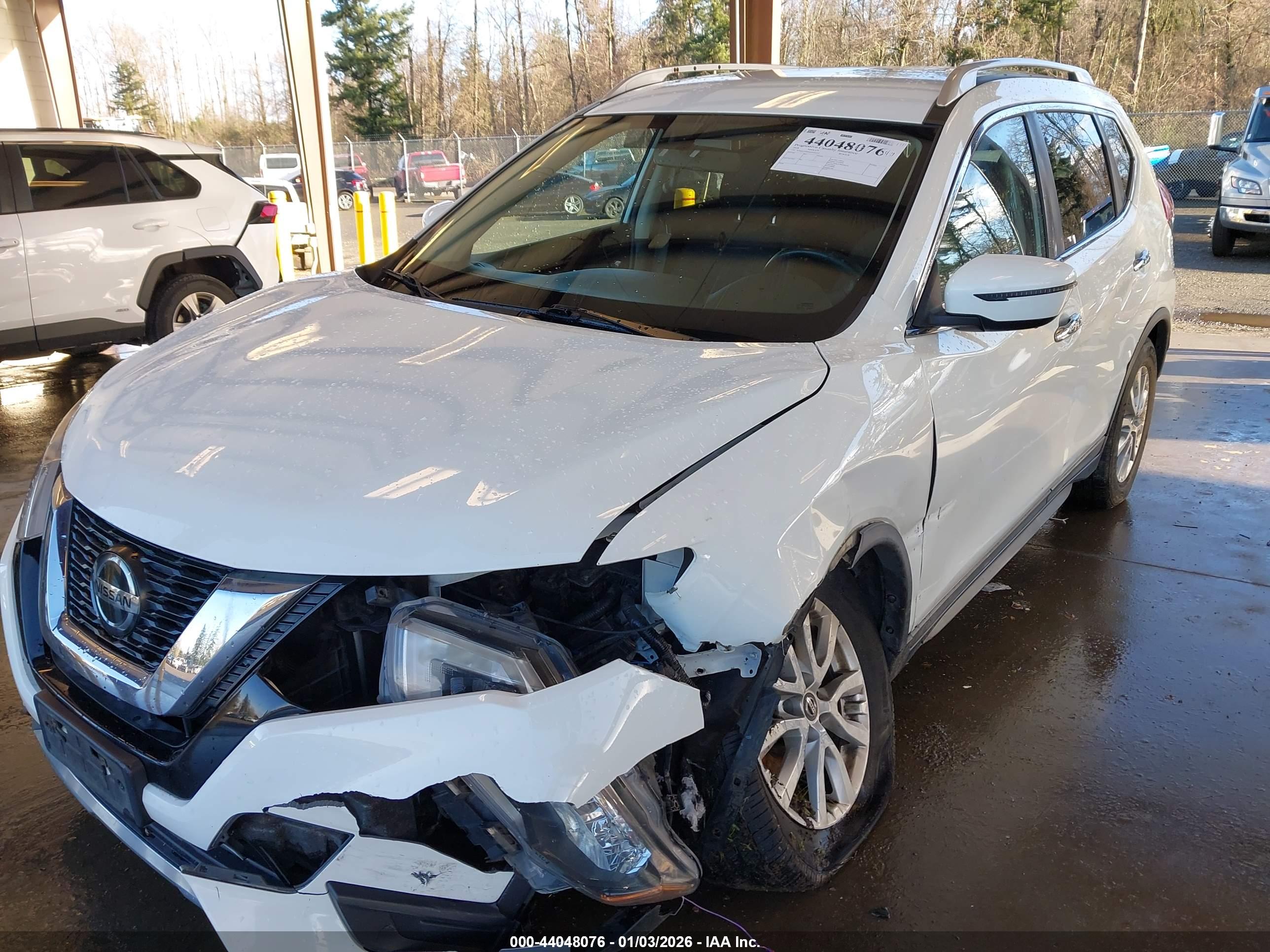 NISSAN ROGUE image 6