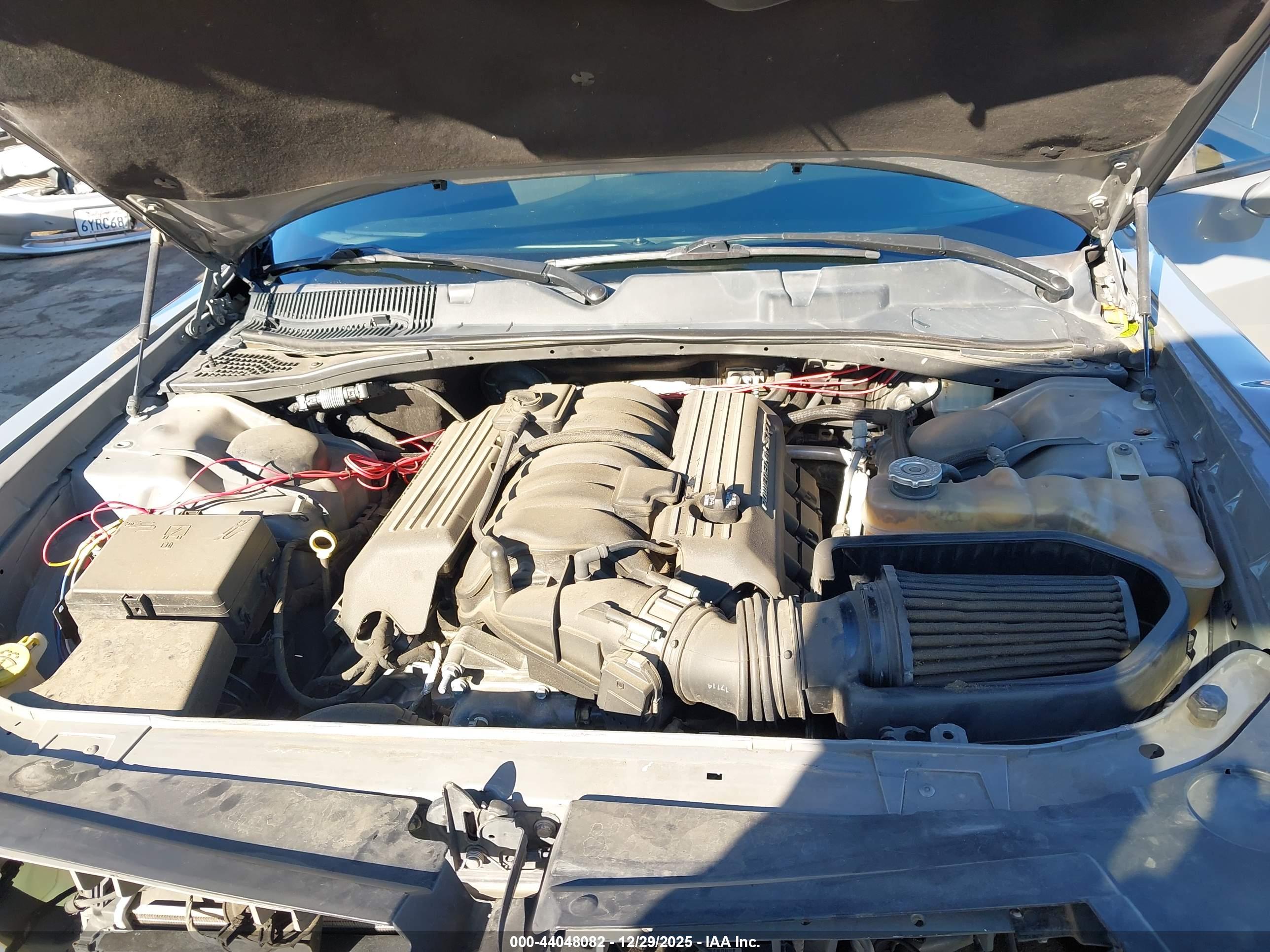 DODGE CHALLENGER image 10