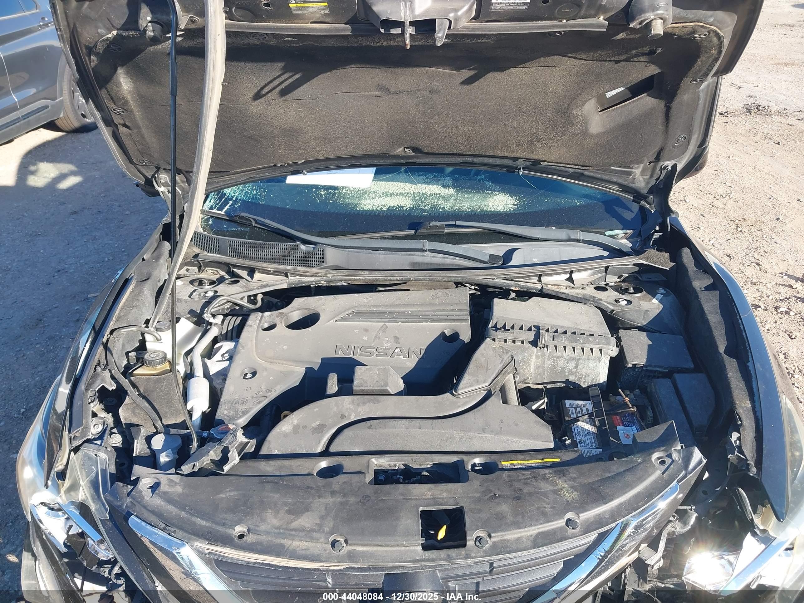 NISSAN ALTIMA image 10