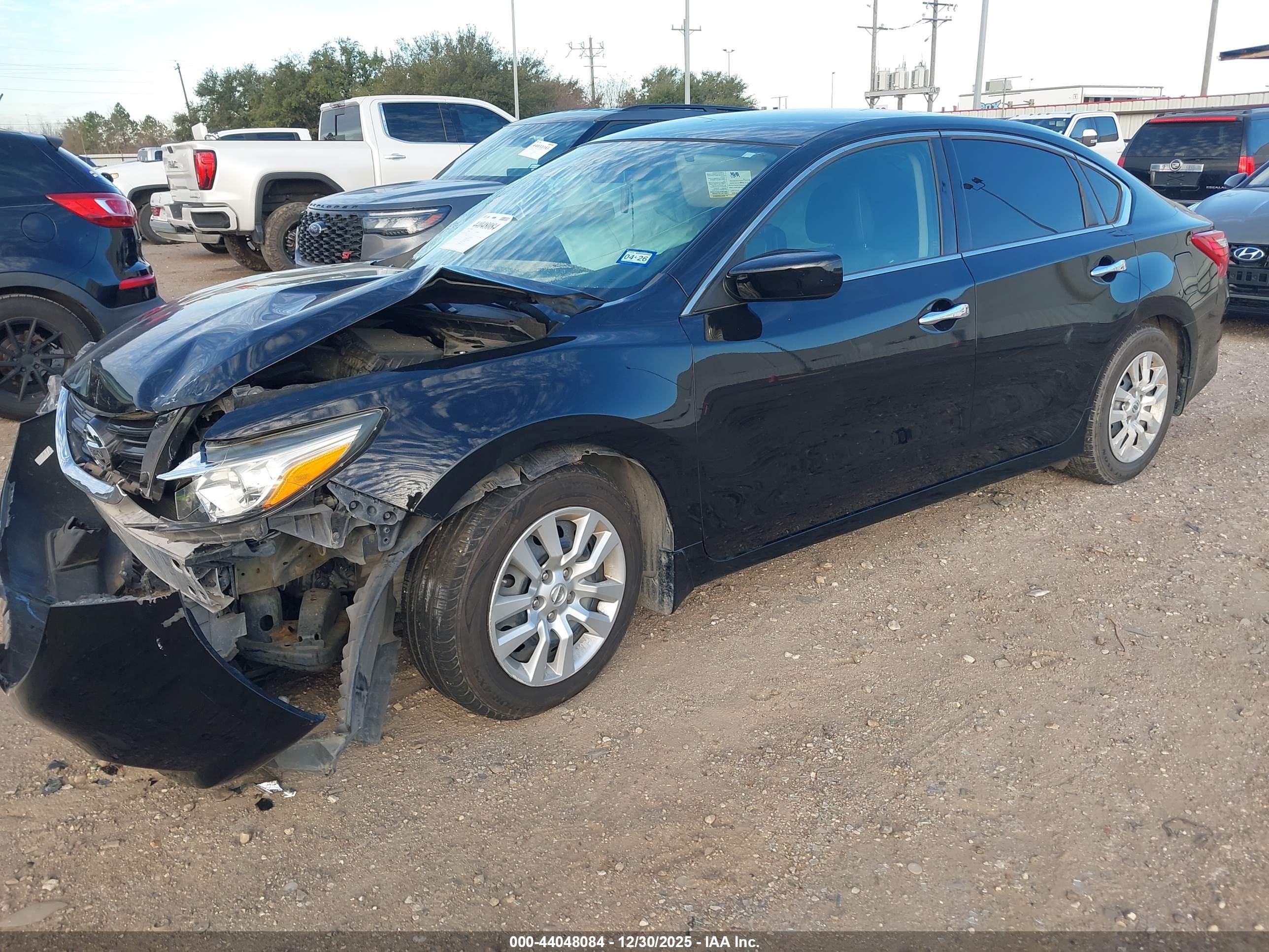 NISSAN ALTIMA image 2