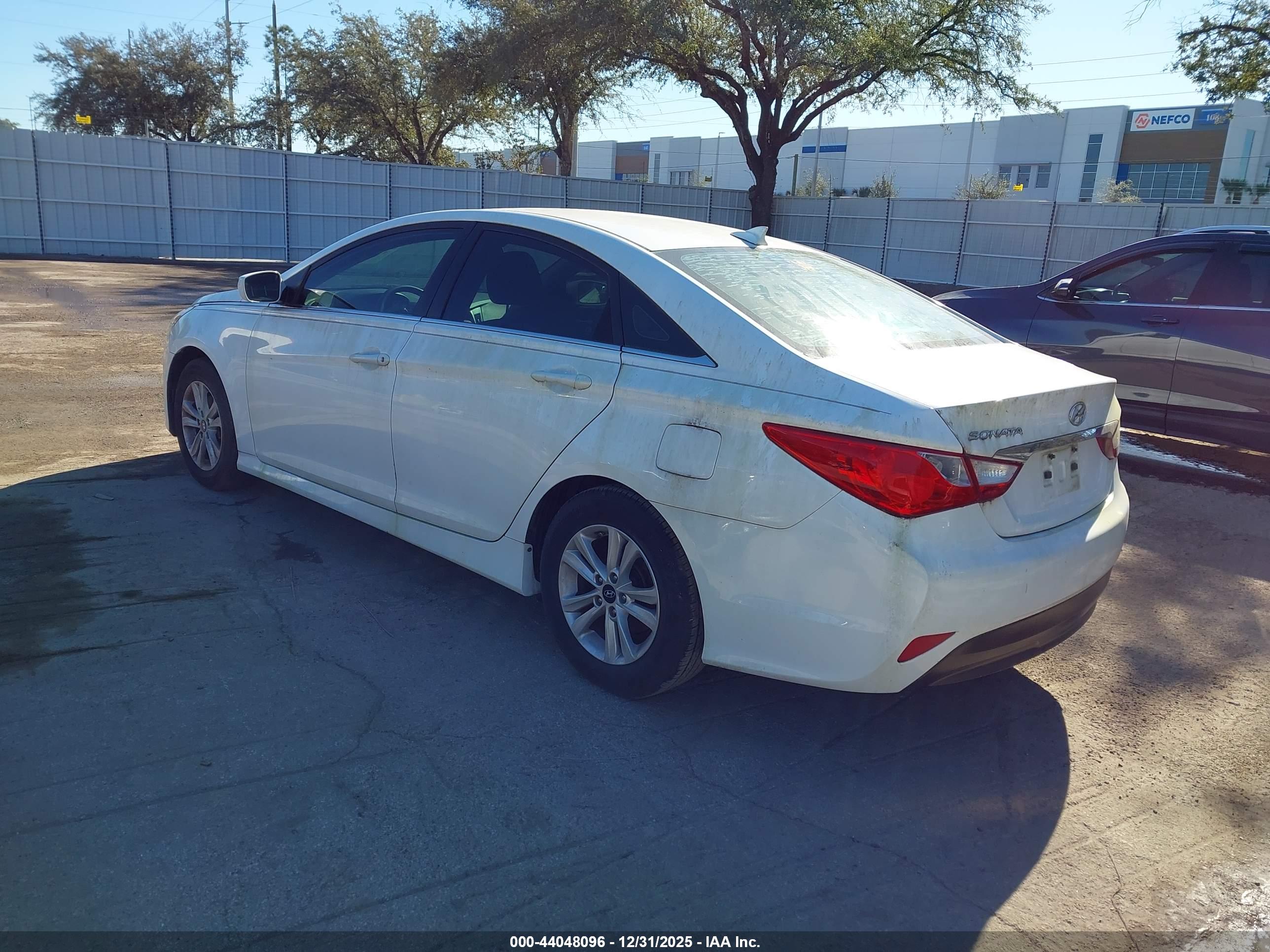 HYUNDAI SONATA image 3