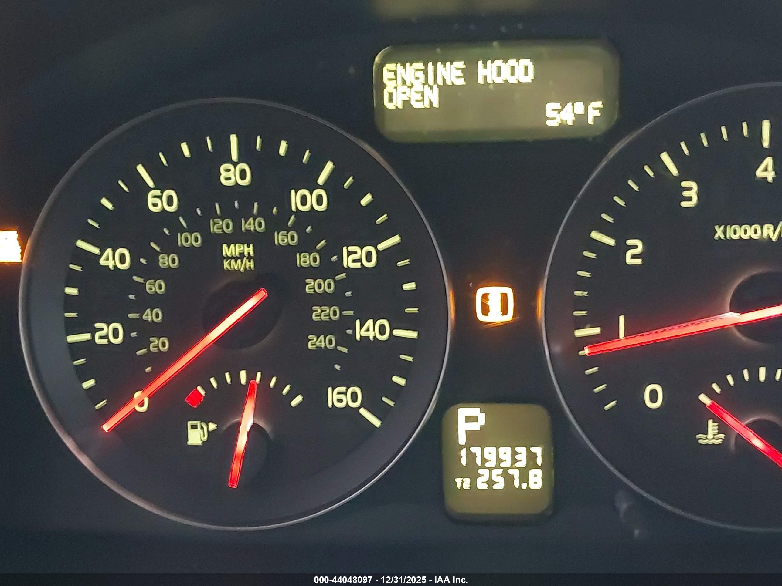 VOLVO S40 image 7