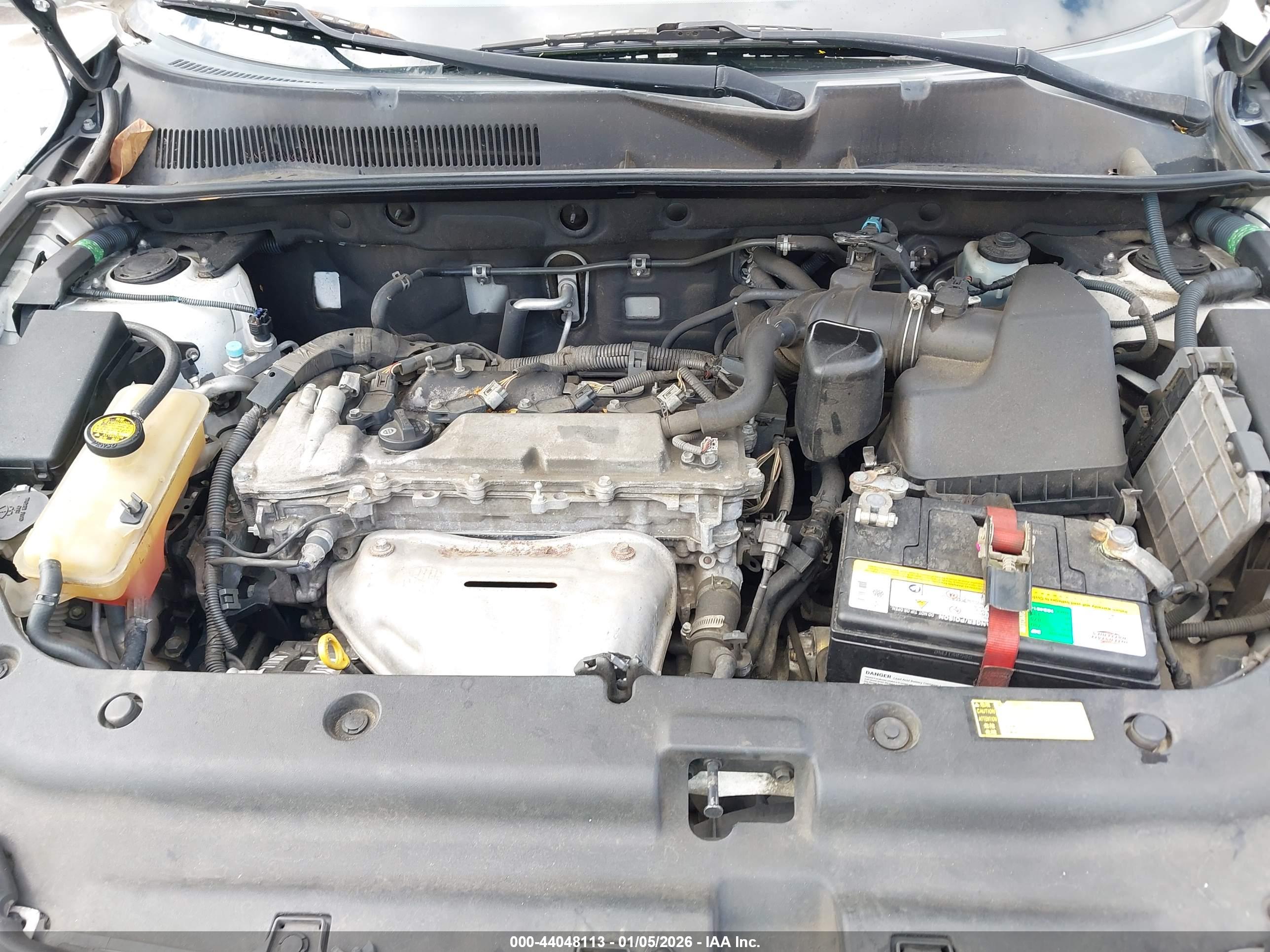 TOYOTA RAV4 image 10