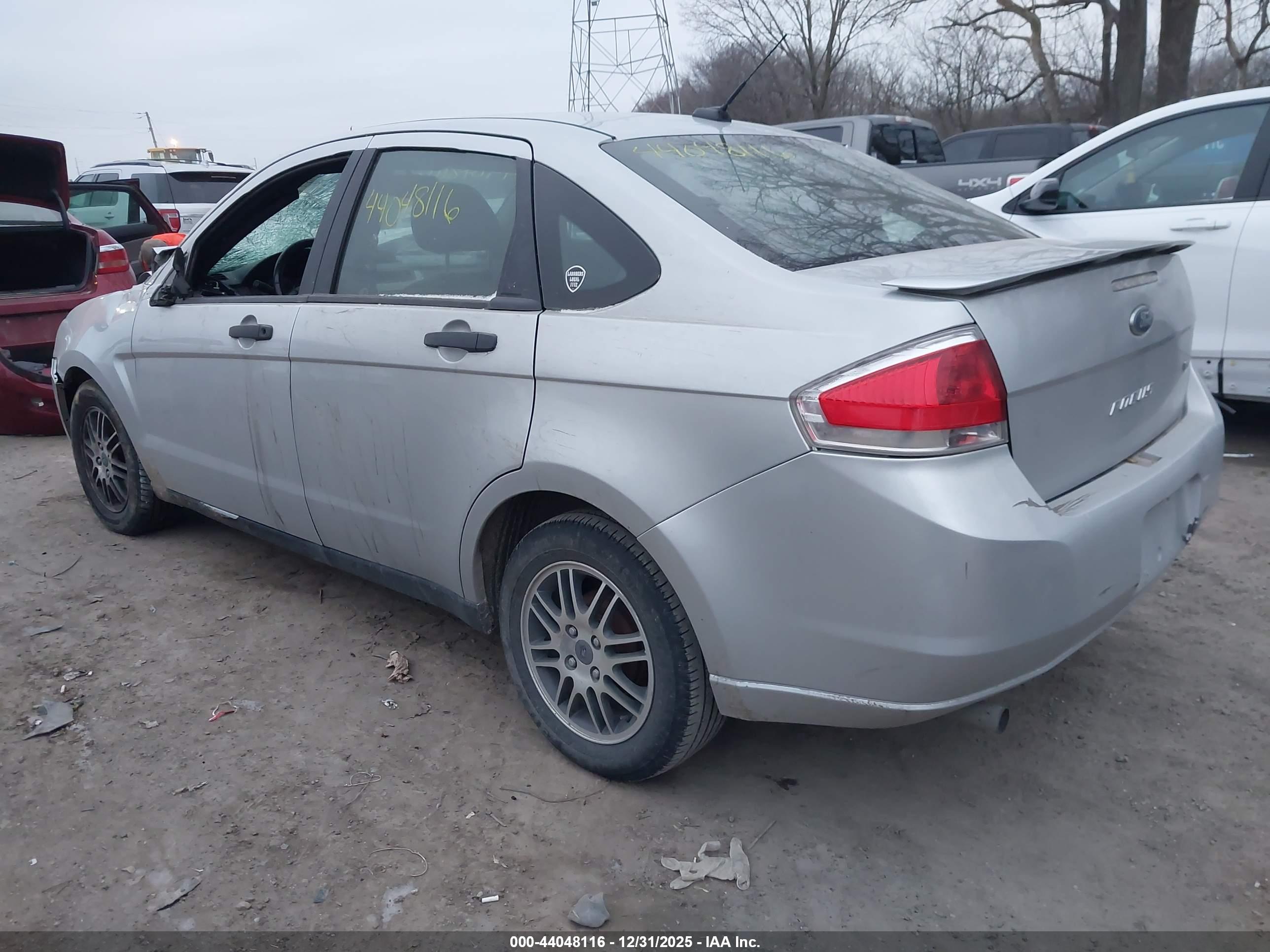 FORD FOCUS image 3