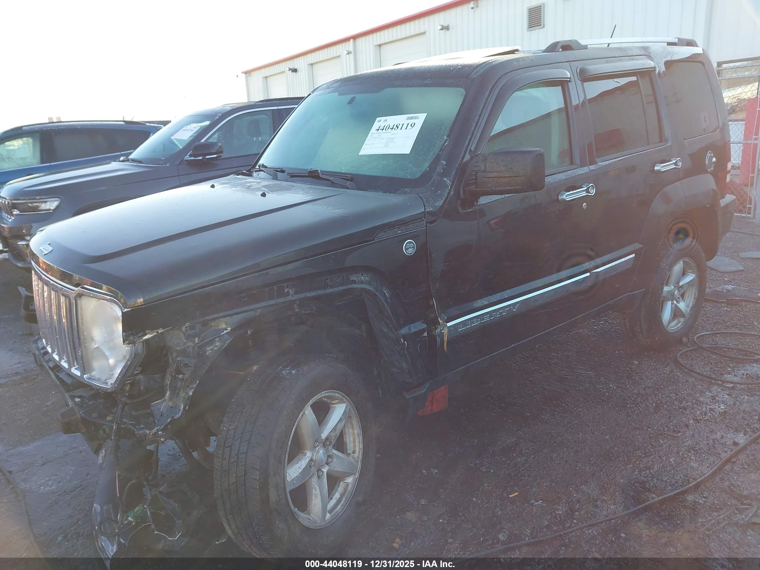 JEEP LIBERTY image 2