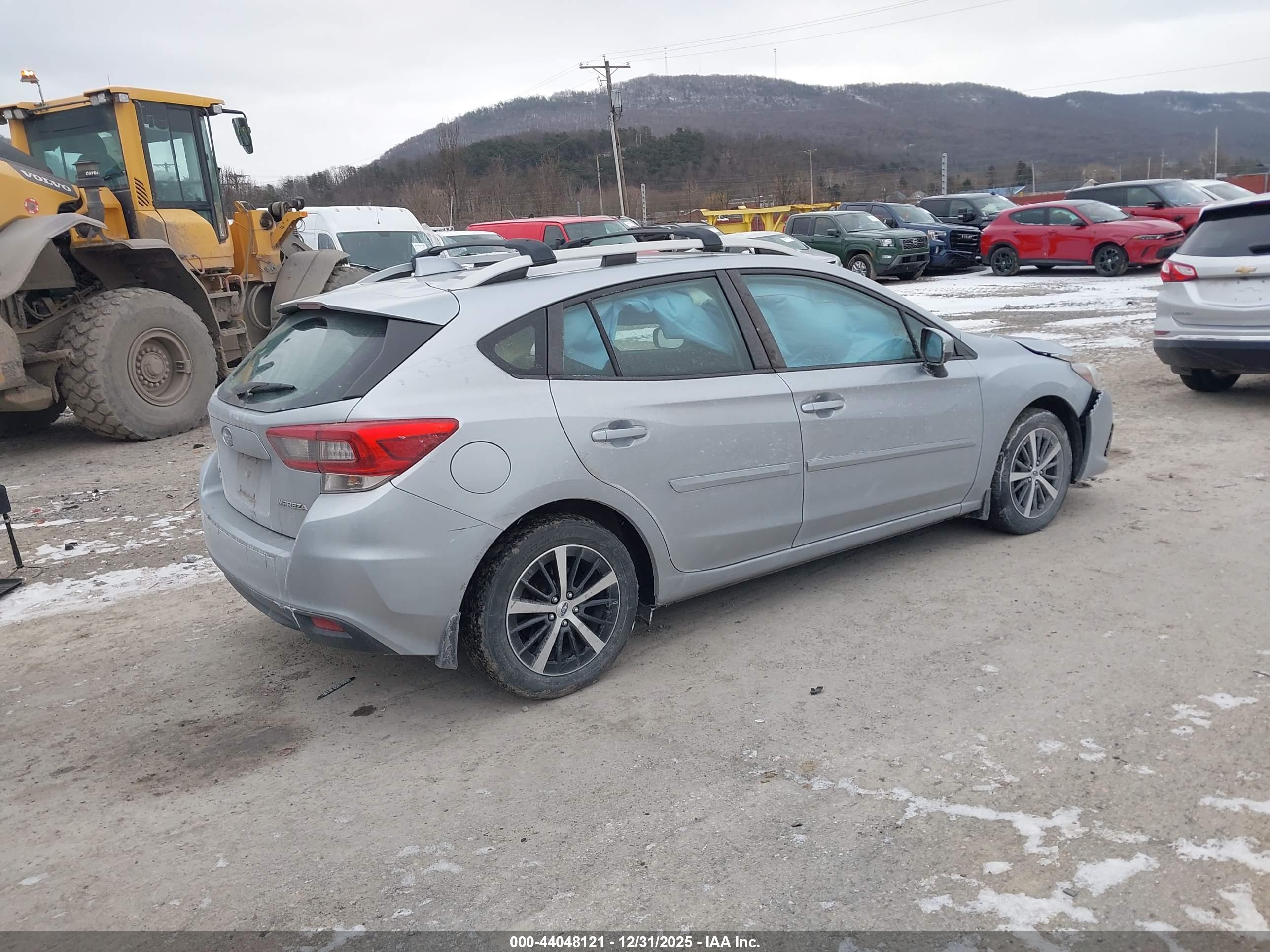 SUBARU IMPREZA image 4