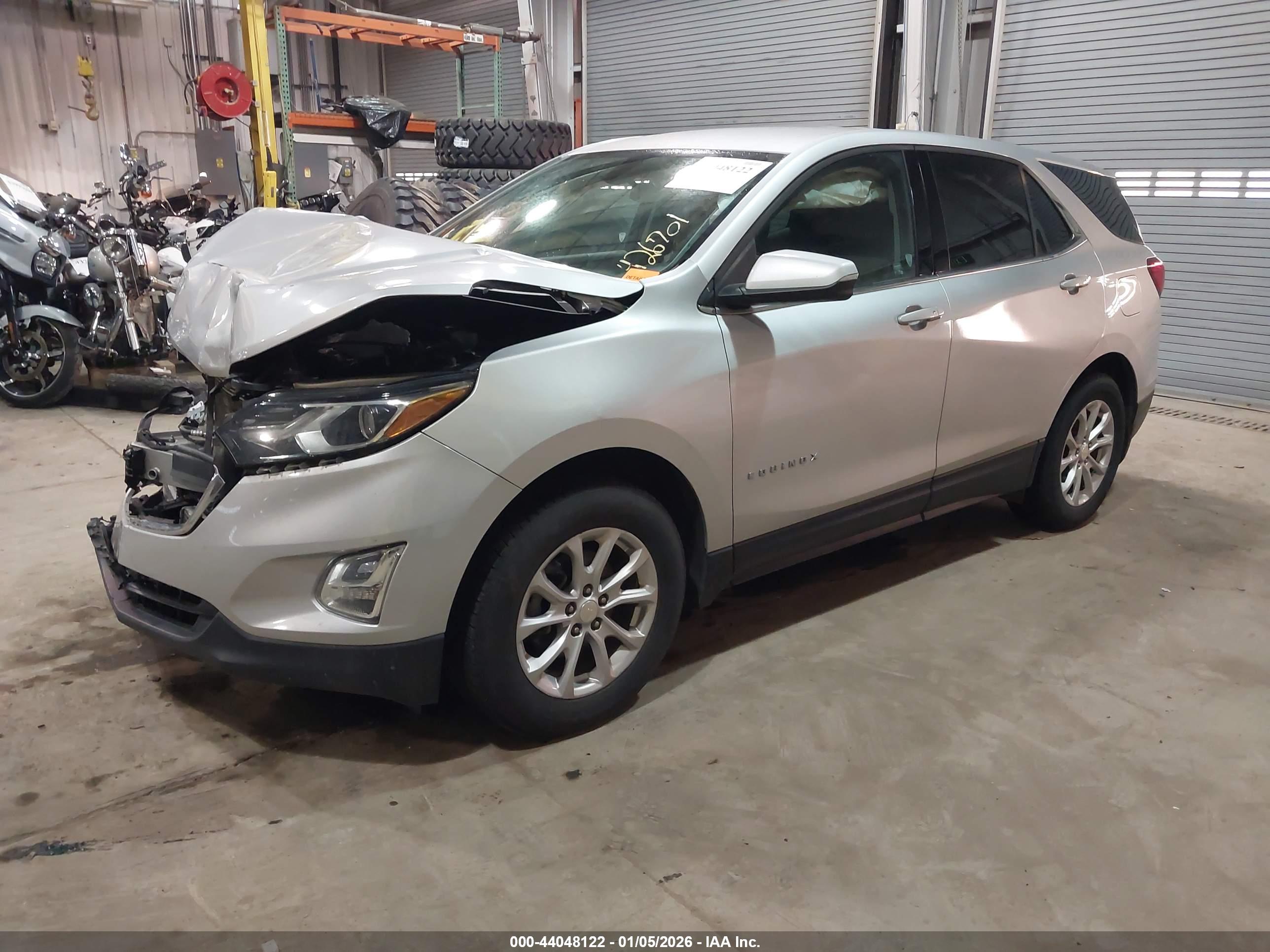 CHEVROLET EQUINOX image 2