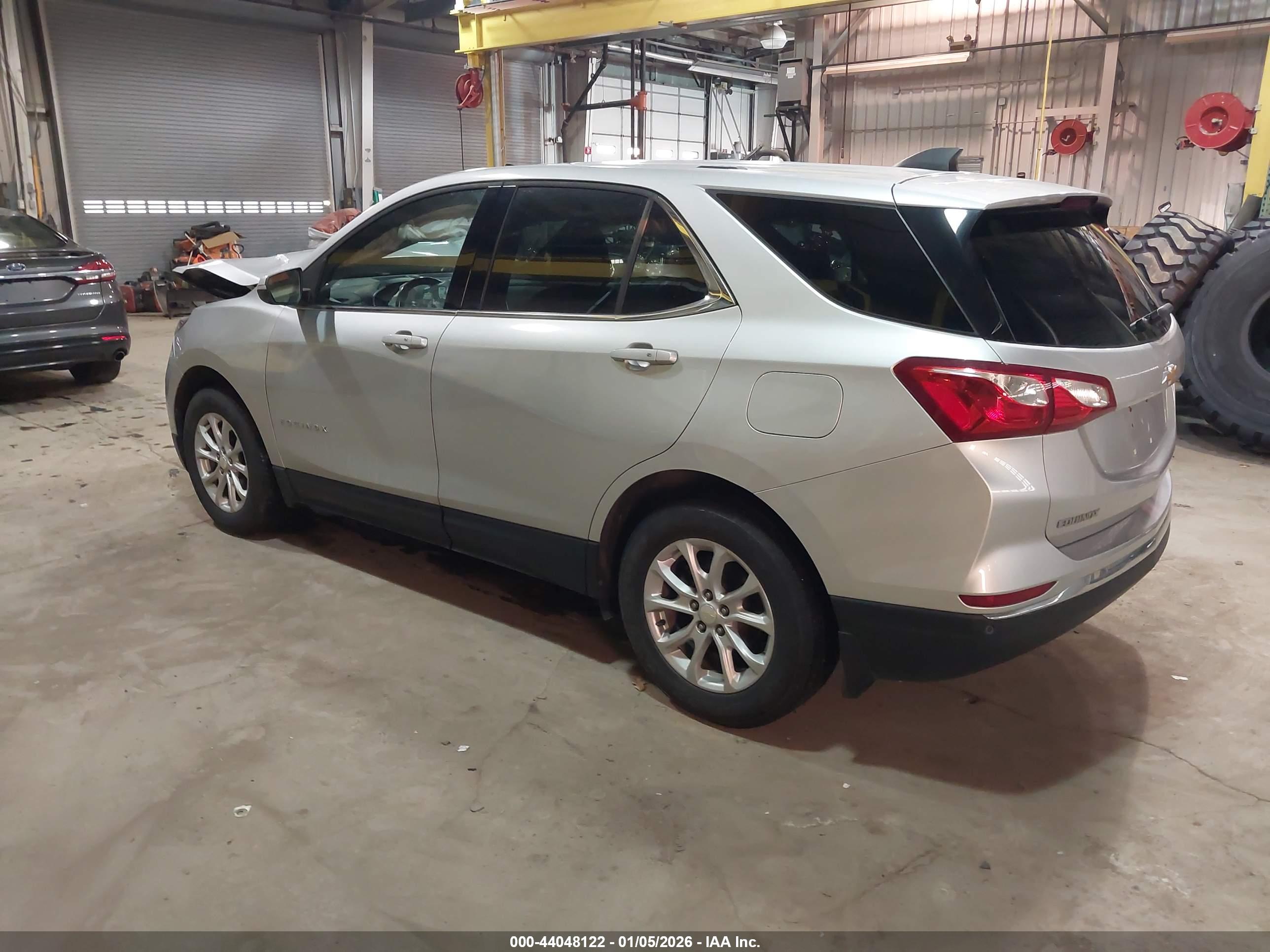 CHEVROLET EQUINOX image 3