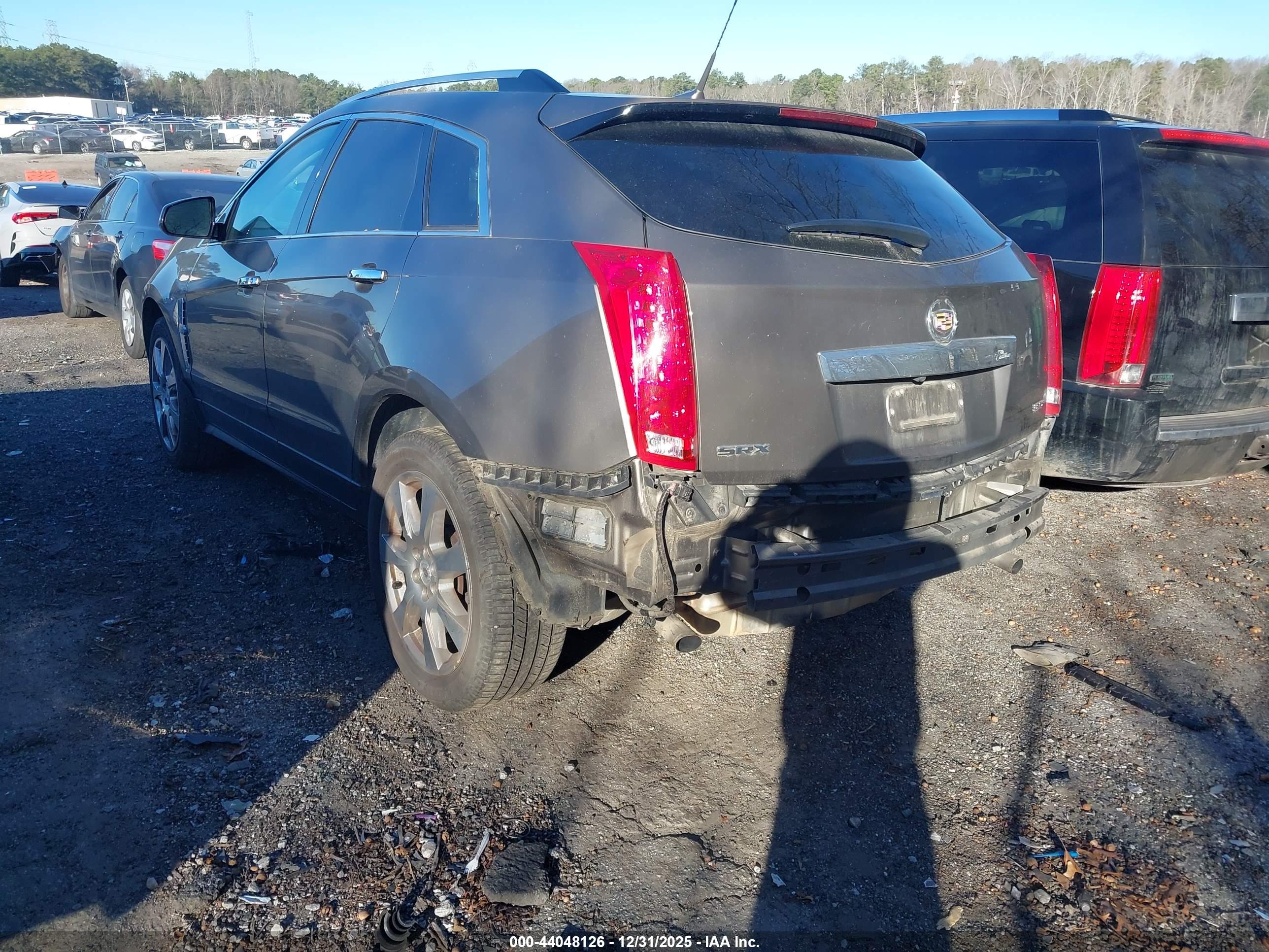 CADILLAC SRX image 3