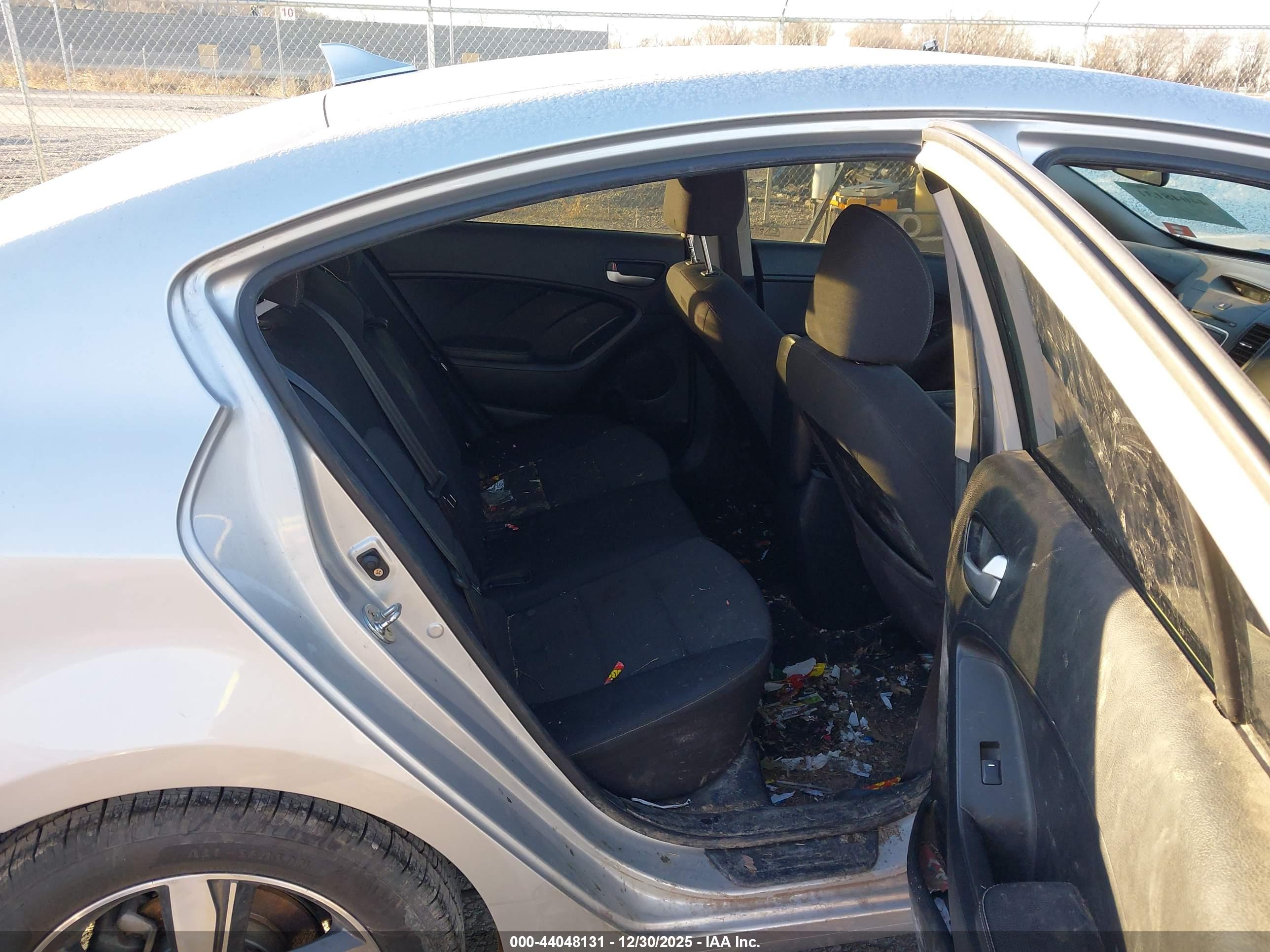 KIA FORTE image 8