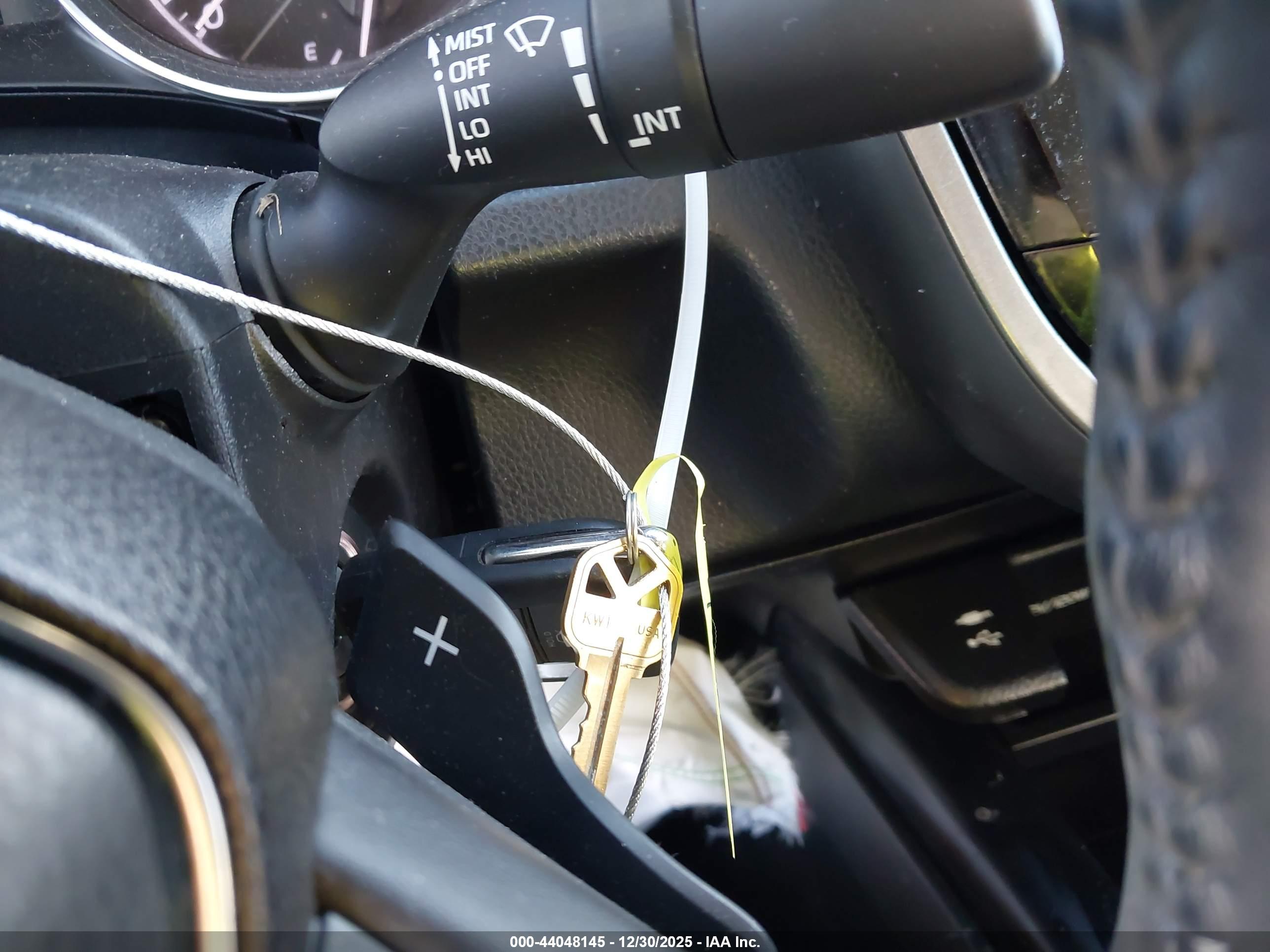TOYOTA CAMRY image 11