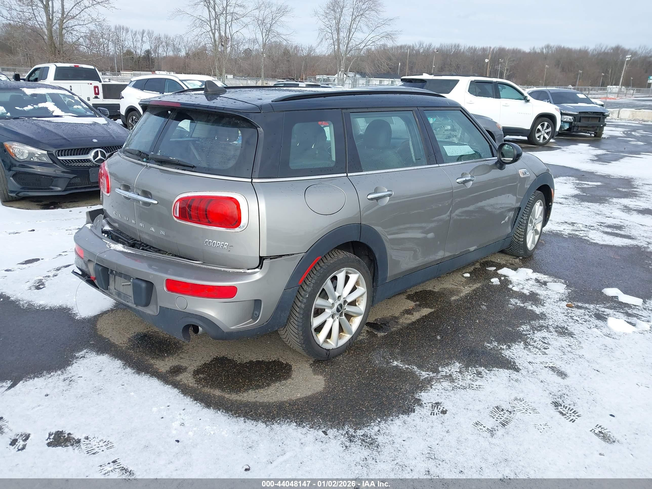 MINI CLUBMAN image 4