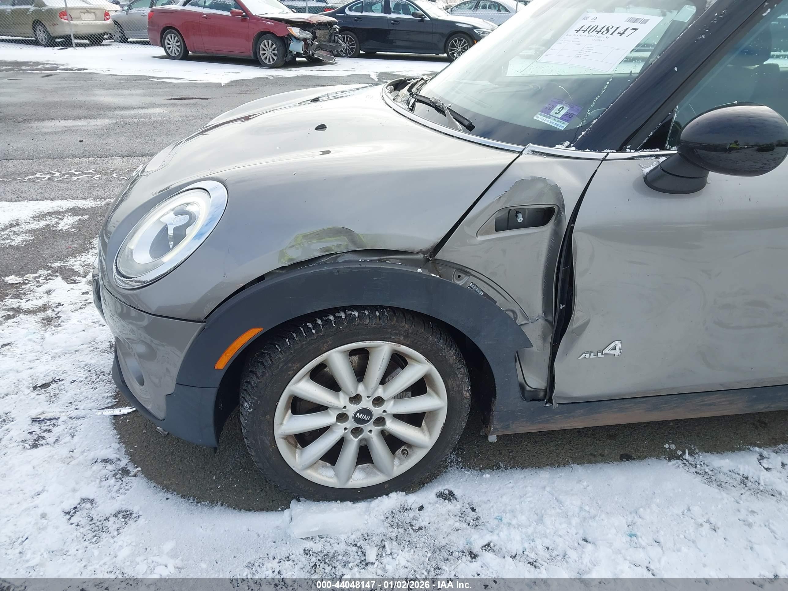 MINI CLUBMAN image 6