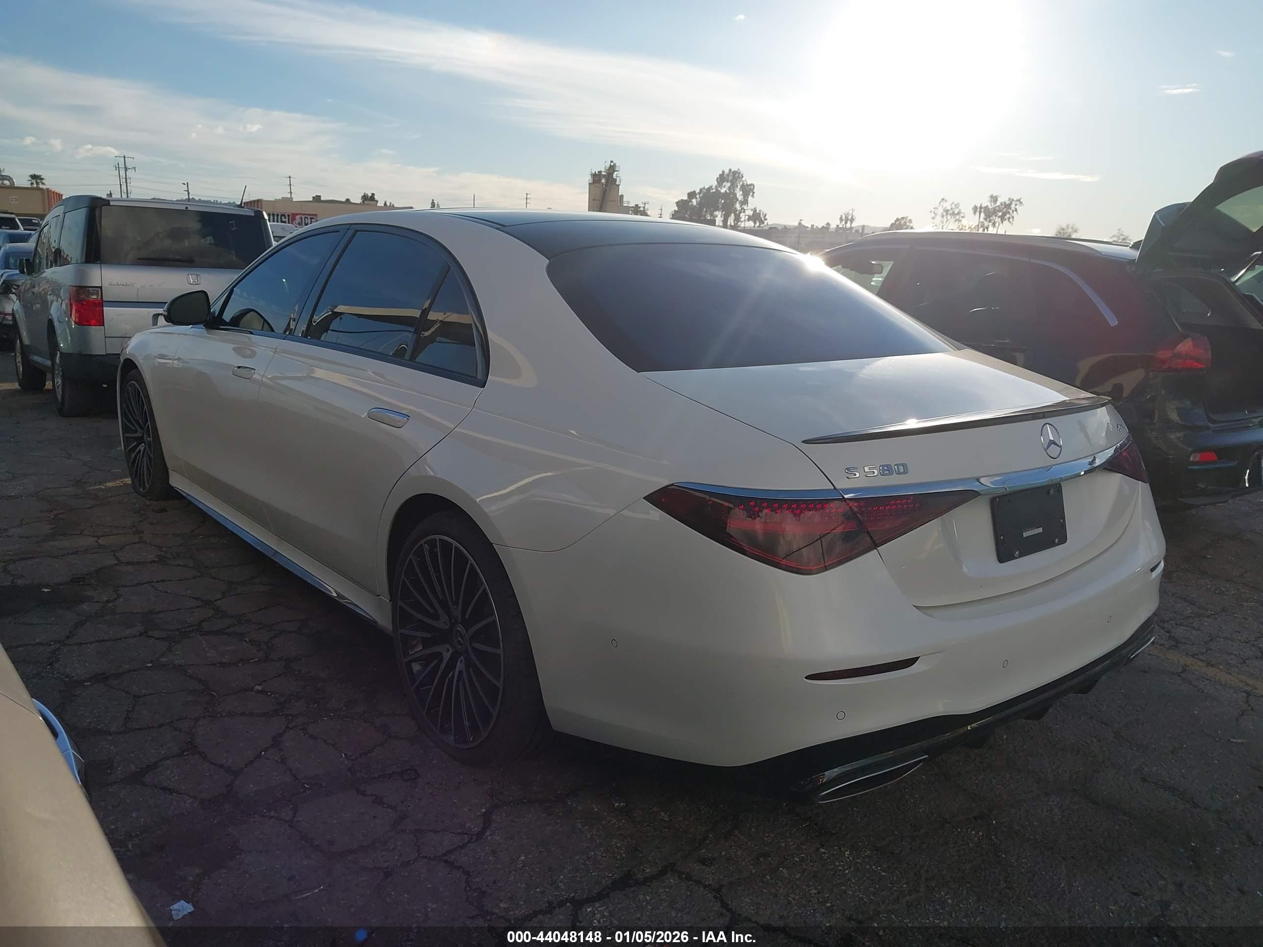 MERCEDES-BENZ S image 3