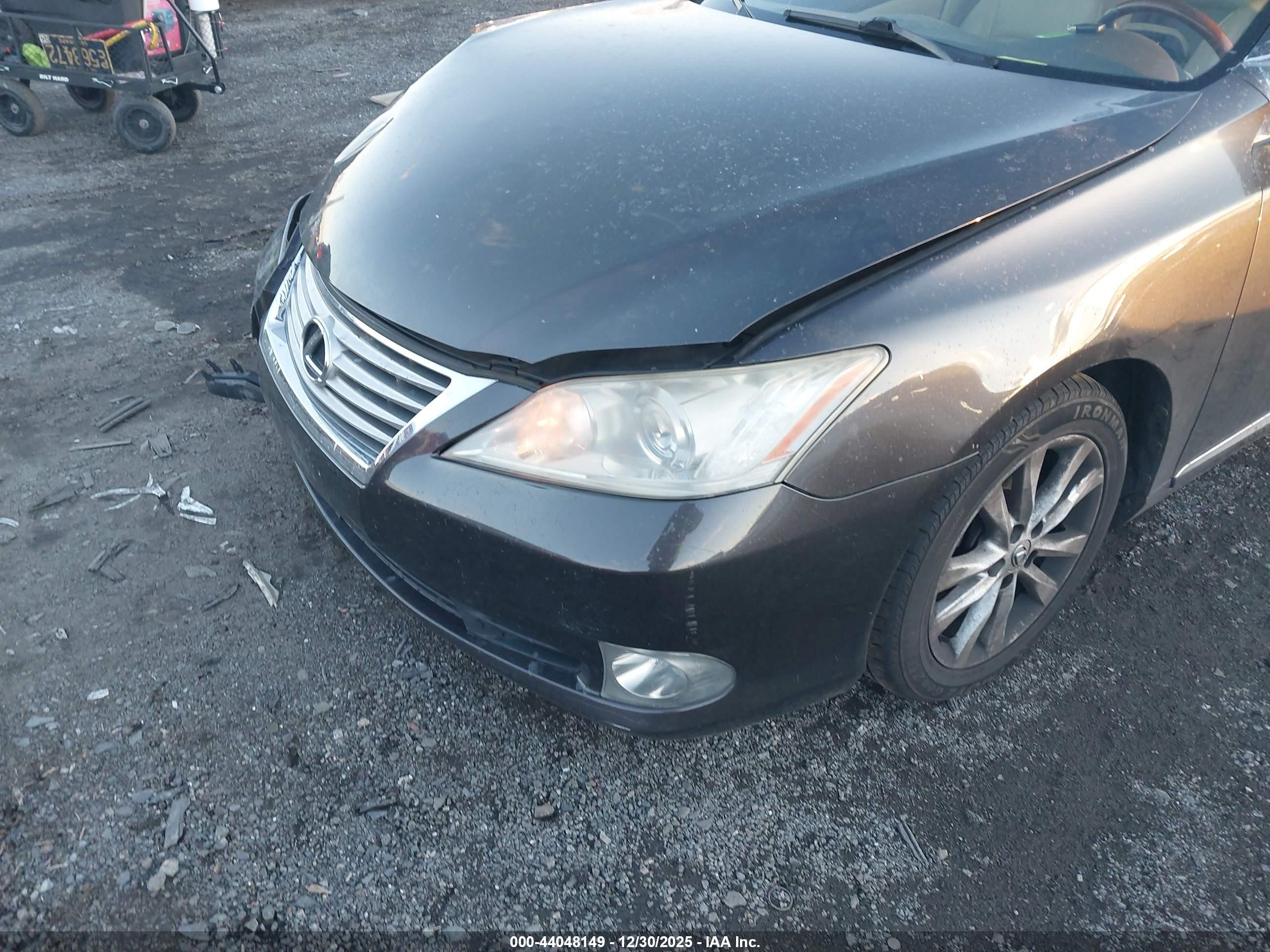 LEXUS ES image 6
