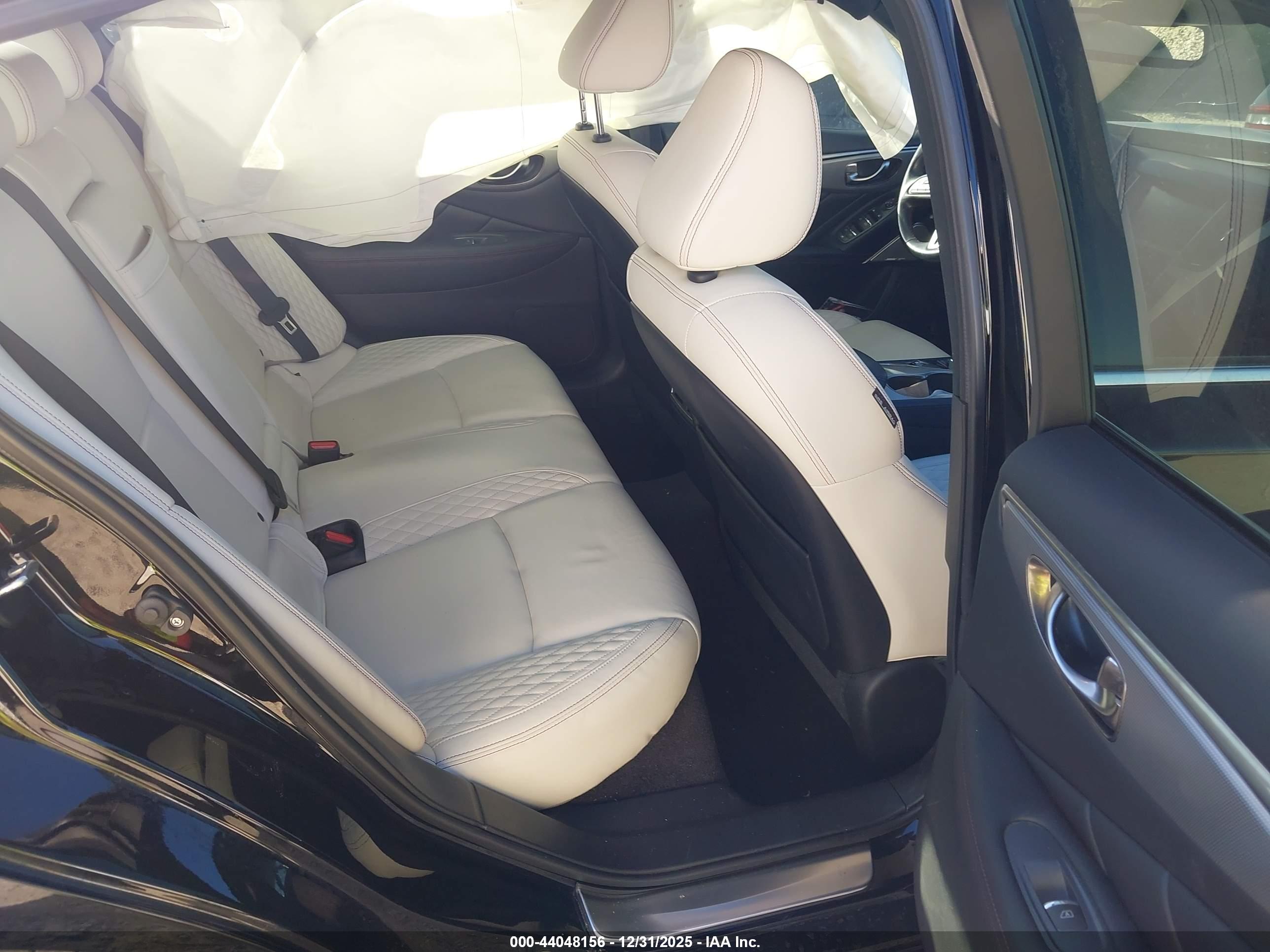 INFINITI Q50 image 8